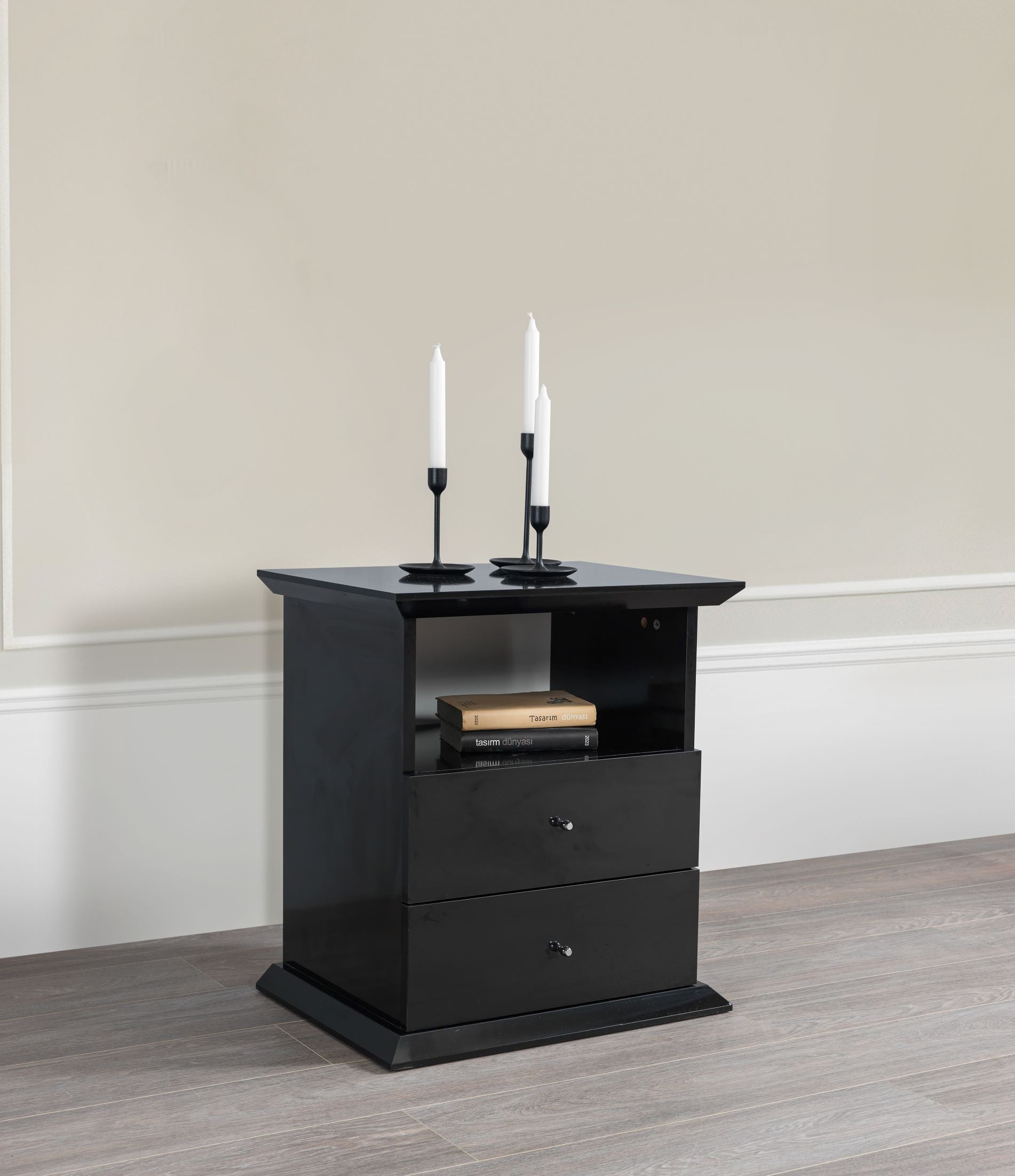 Erika Black 4-Piece Queen Bedroom Set - ERIKABEDROOM-4PCQ - Bien Home Furniture & Electronics