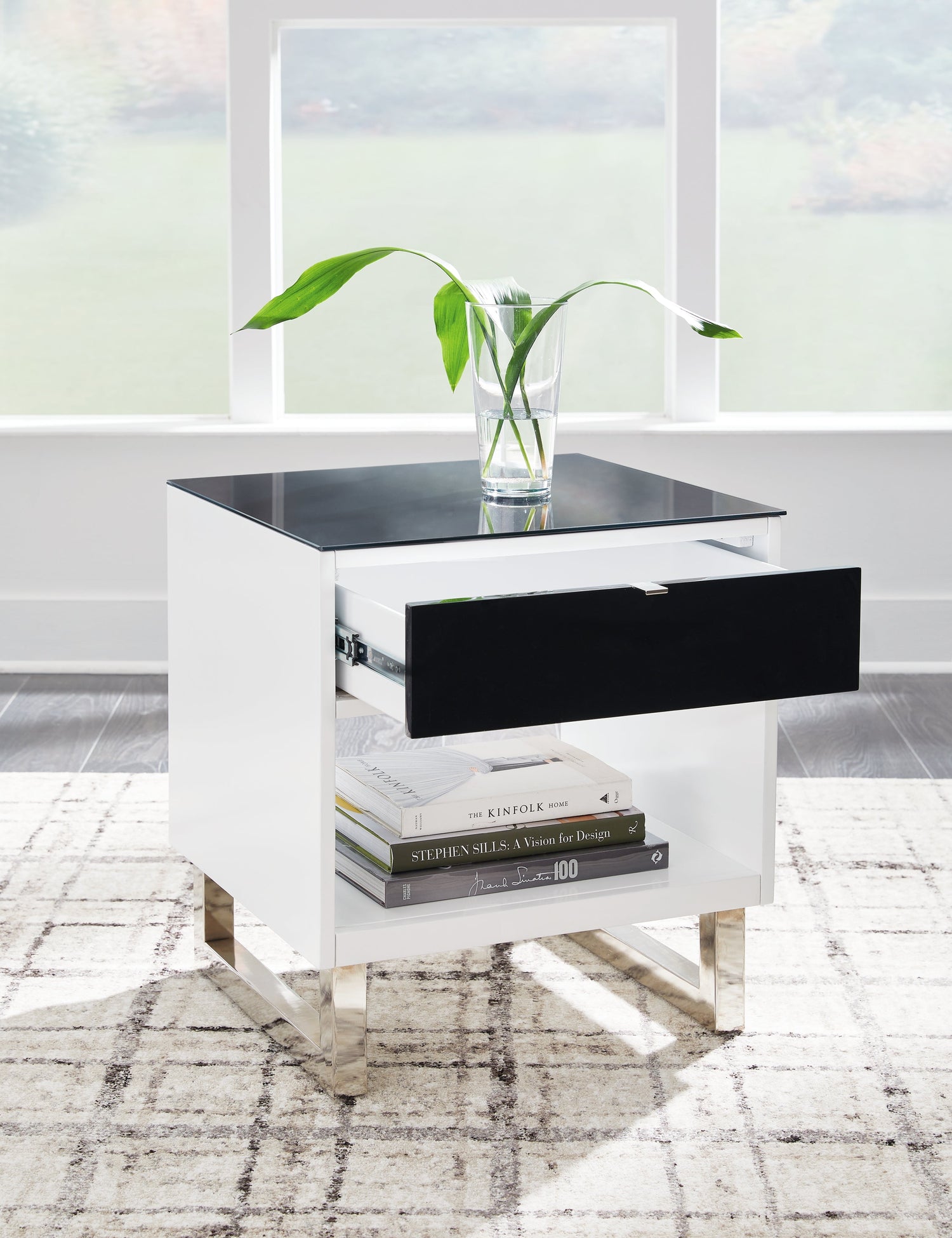 Gardoni White/Black End Table - T756-3 - Bien Home Furniture &amp; Electronics
