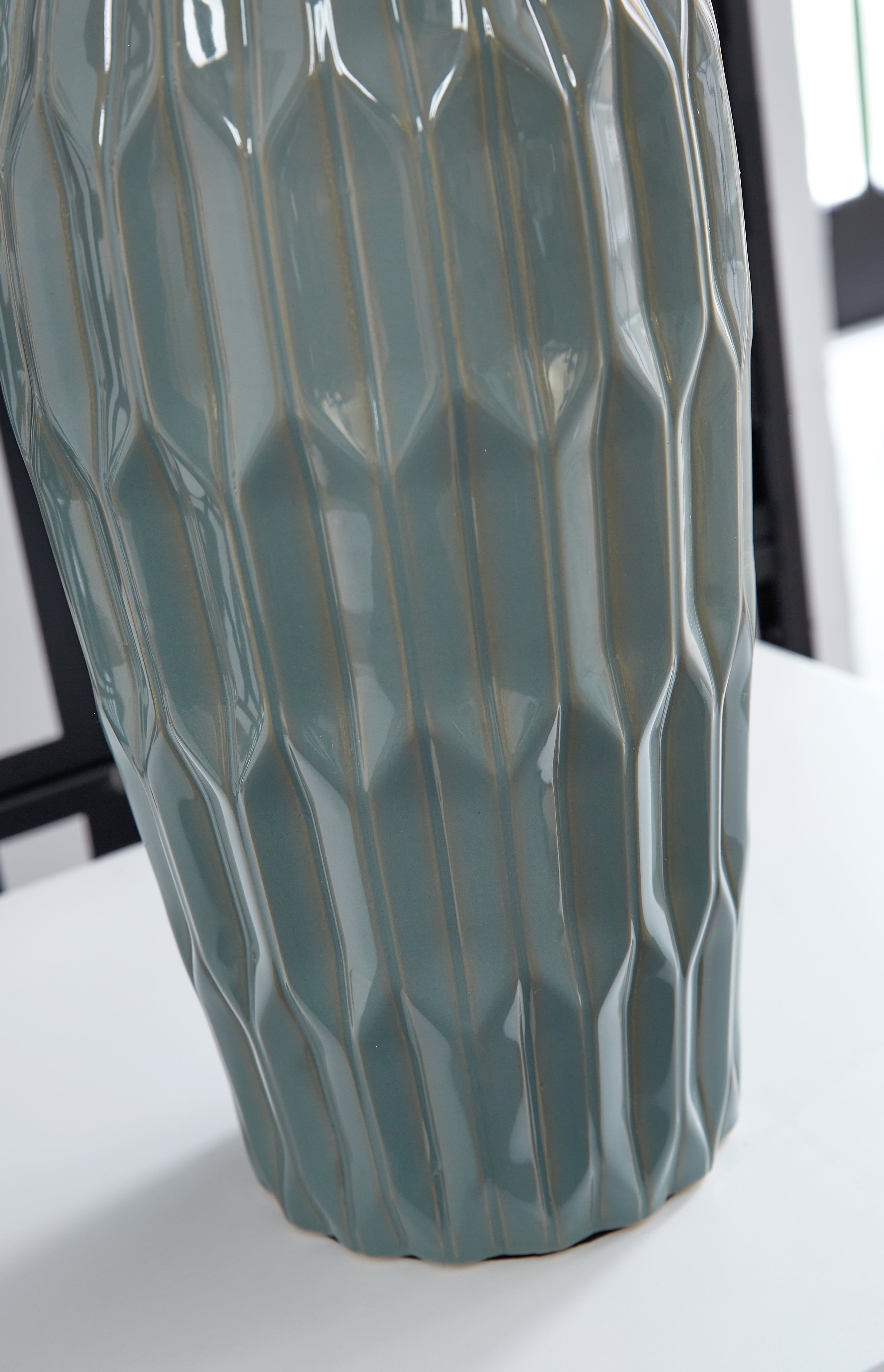 Hadbury Pale Blue/Teal Table Lamp (Set of 2) - L178034 - Bien Home Furniture & Electronics