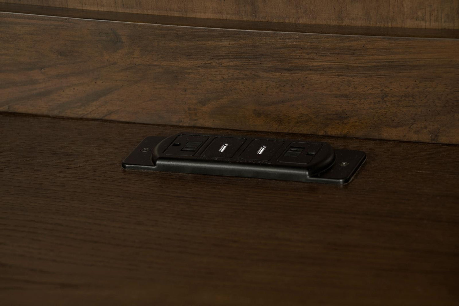 Hartshill Burnished Oak Credenza with Hutch - 881283 - Bien Home Furniture & Electronics