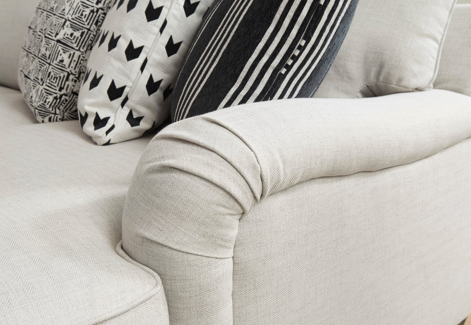 Huntsworth Dove Gray 5-Piece LAF Chaise Sectional - SET | 3970216 | 3970234 | 3970277 | 3970256 | 3970246 - Bien Home Furniture & Electronics