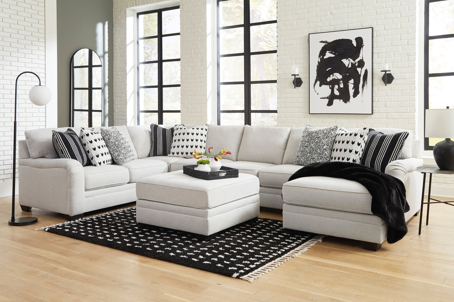 Huntsworth Dove Gray 5-Piece RAF Chaise Sectional - SET | 3970217 | 3970234 | 3970277 | 3970255 | 3970246 - Bien Home Furniture & Electronics