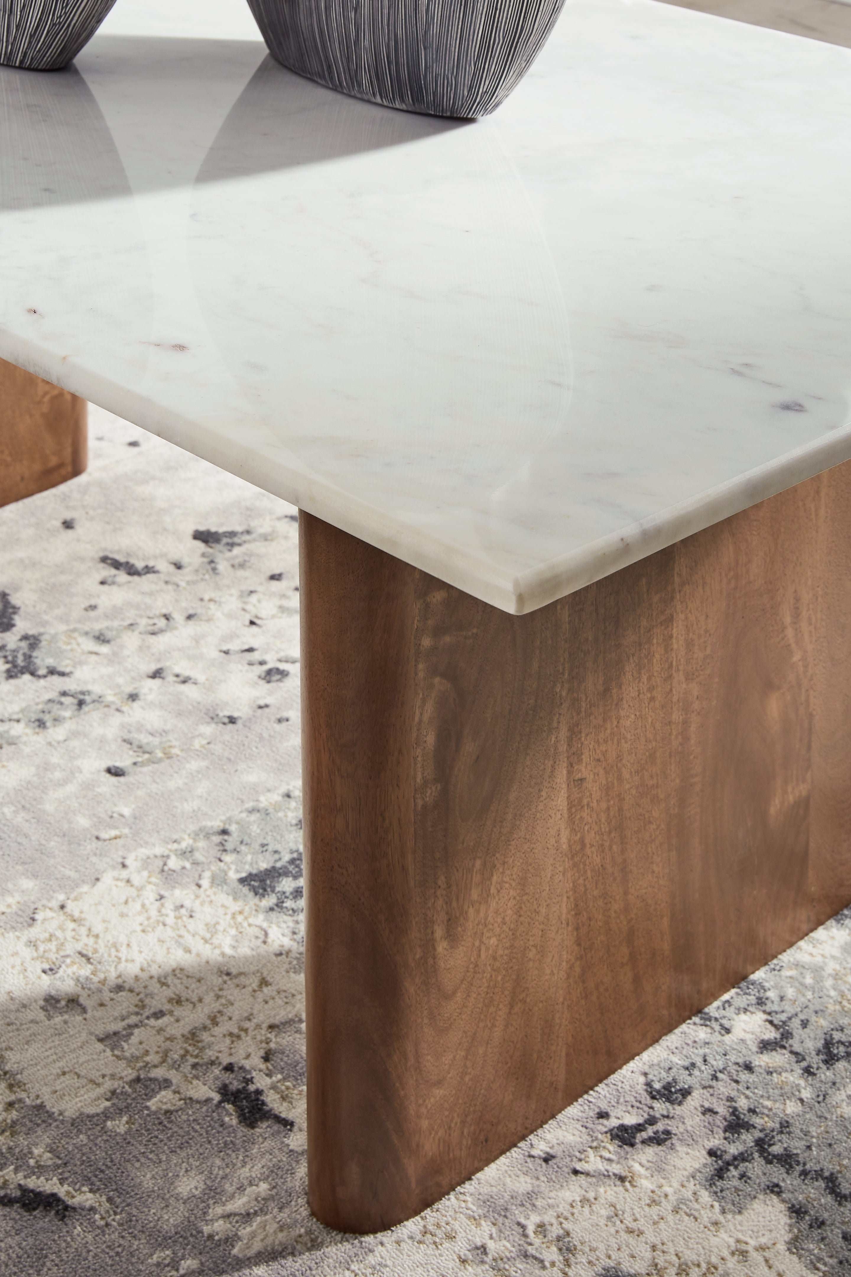 Isanti Light Brown/White Coffee Table - T662-1 - Bien Home Furniture & Electronics