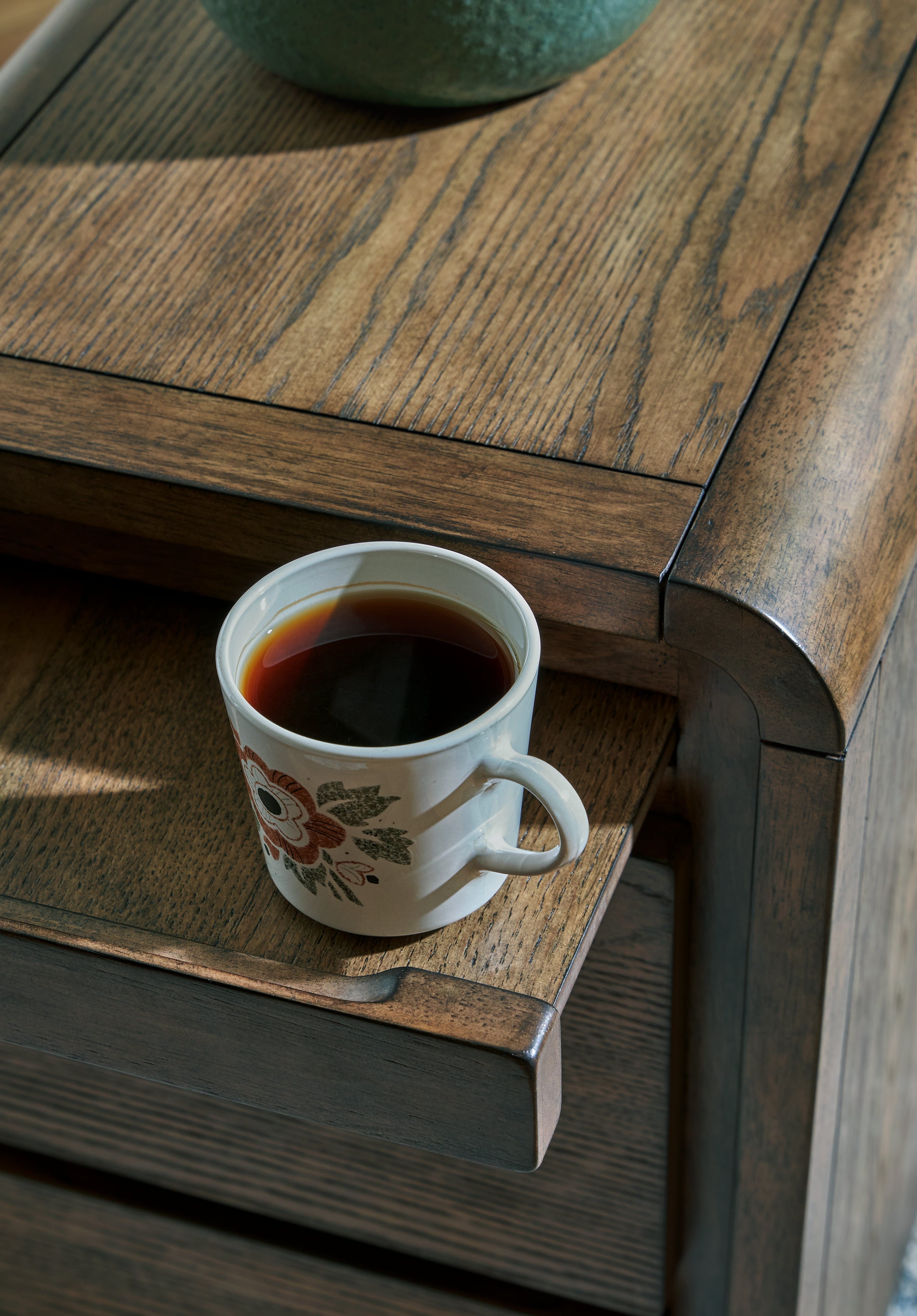 Jensworth Brown Accent Table - A4000636 - Bien Home Furniture & Electronics