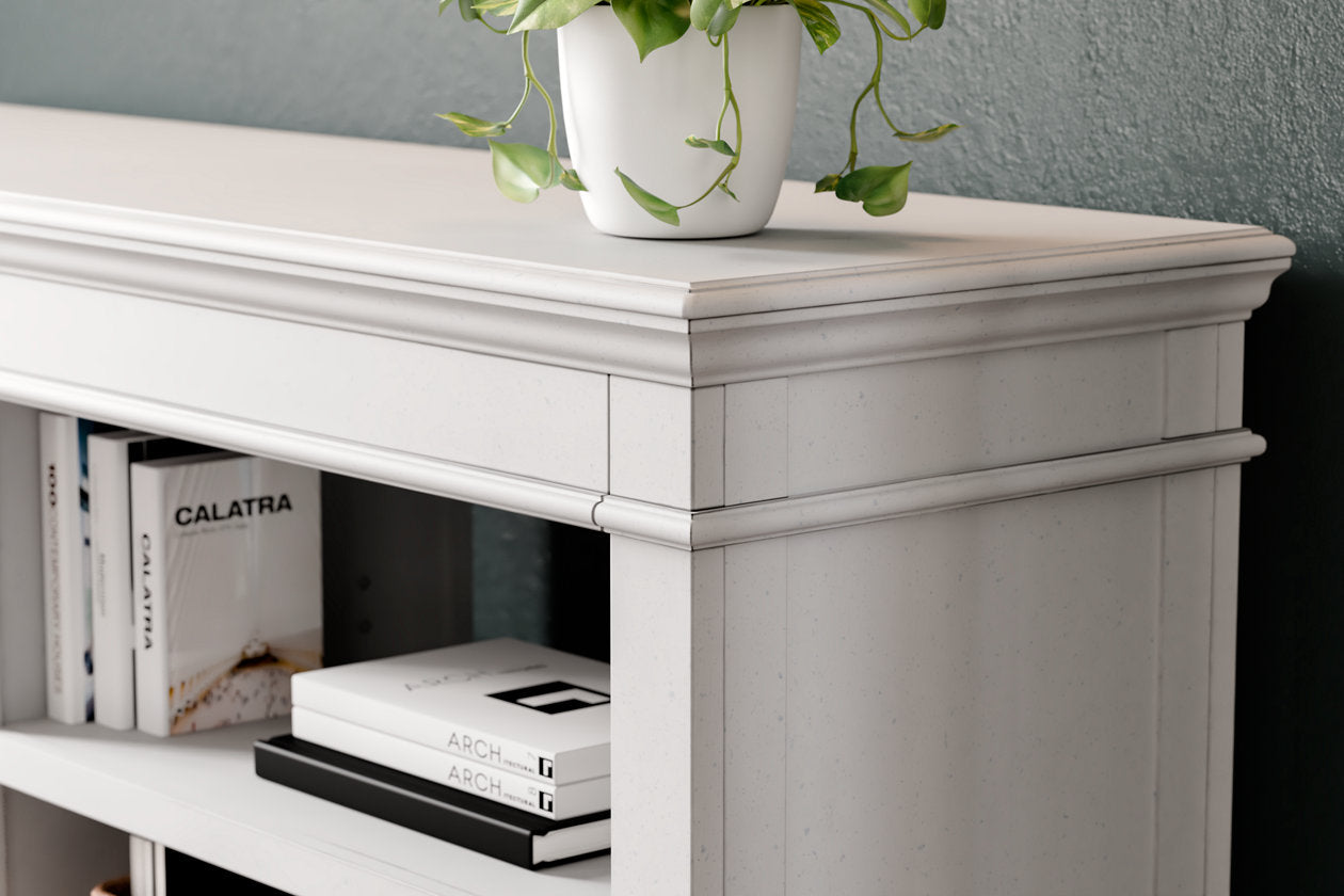 Kanwyn Whitewash Credenza - H777-46 - Bien Home Furniture & Electronics