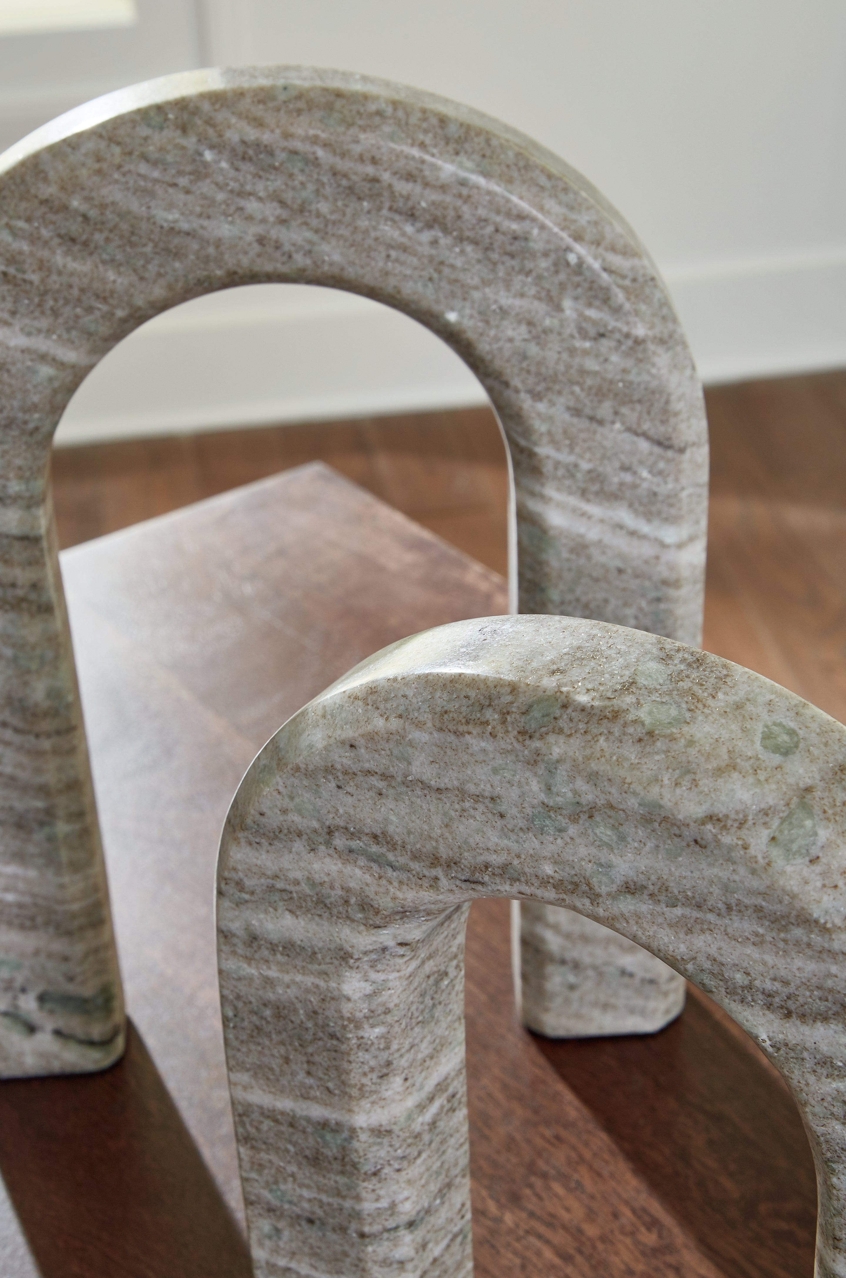 Keithton Taupe Sculpture Set (Set of 2) - A2000618 - Bien Home Furniture & Electronics