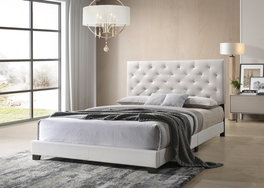 Lana White Diamond Tufted Queen Bed - HH2018 - White Queen - Bien Home Furniture &amp; Electronics