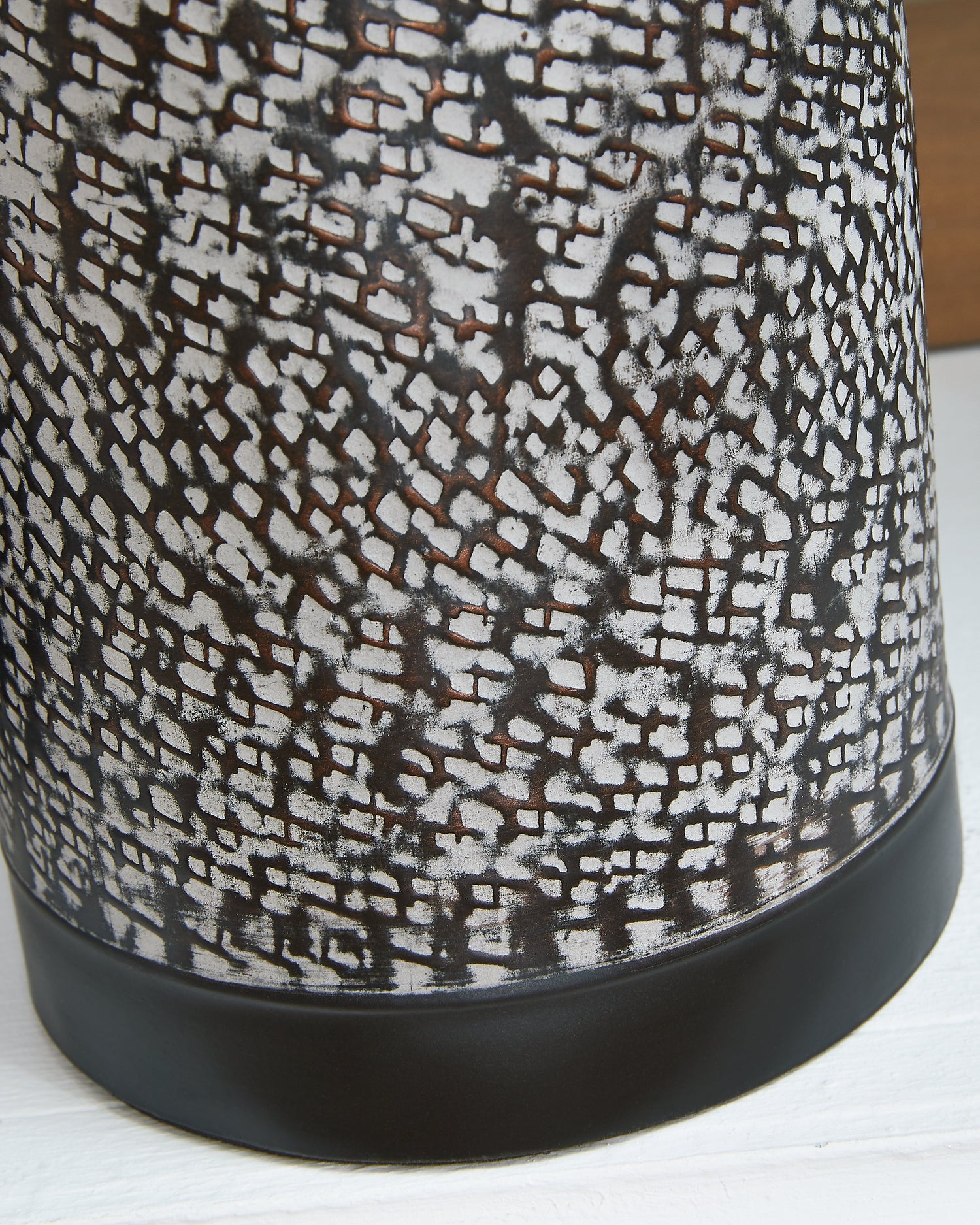 Lanson Antique Bronze Finish Table Lamp, Set of 2 - L204454 - Bien Home Furniture & Electronics