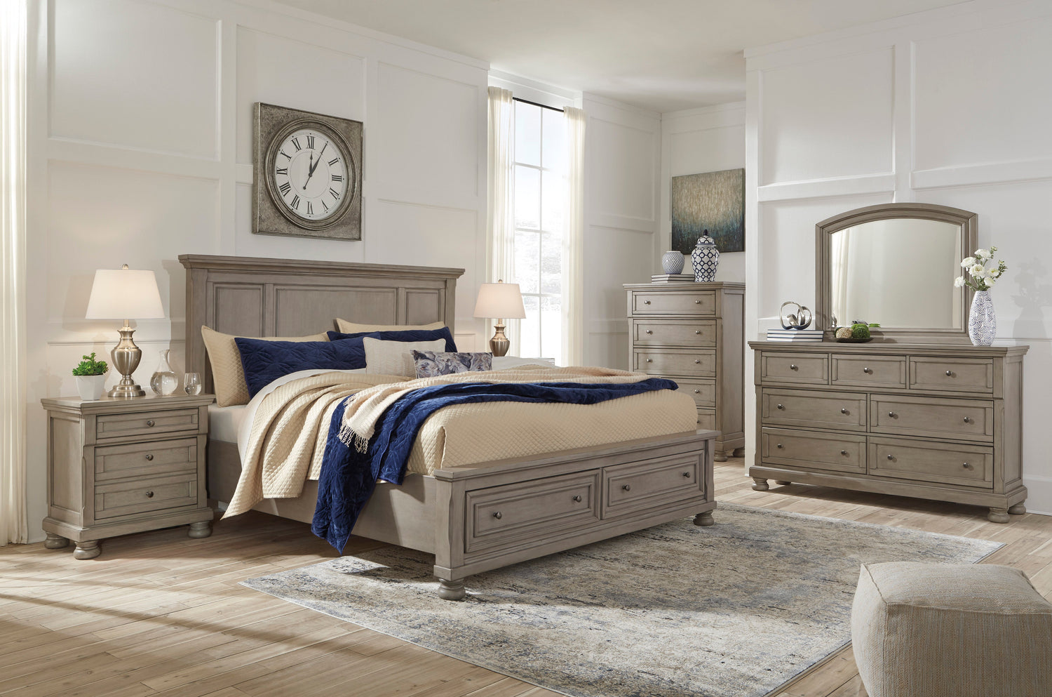 Lettner Light Gray Footboard Storage Platform Bedroom Set - SET | B733-76 | B733-58 | B733-99 | B733-31 | B733-92 - Bien Home Furniture & Electronics