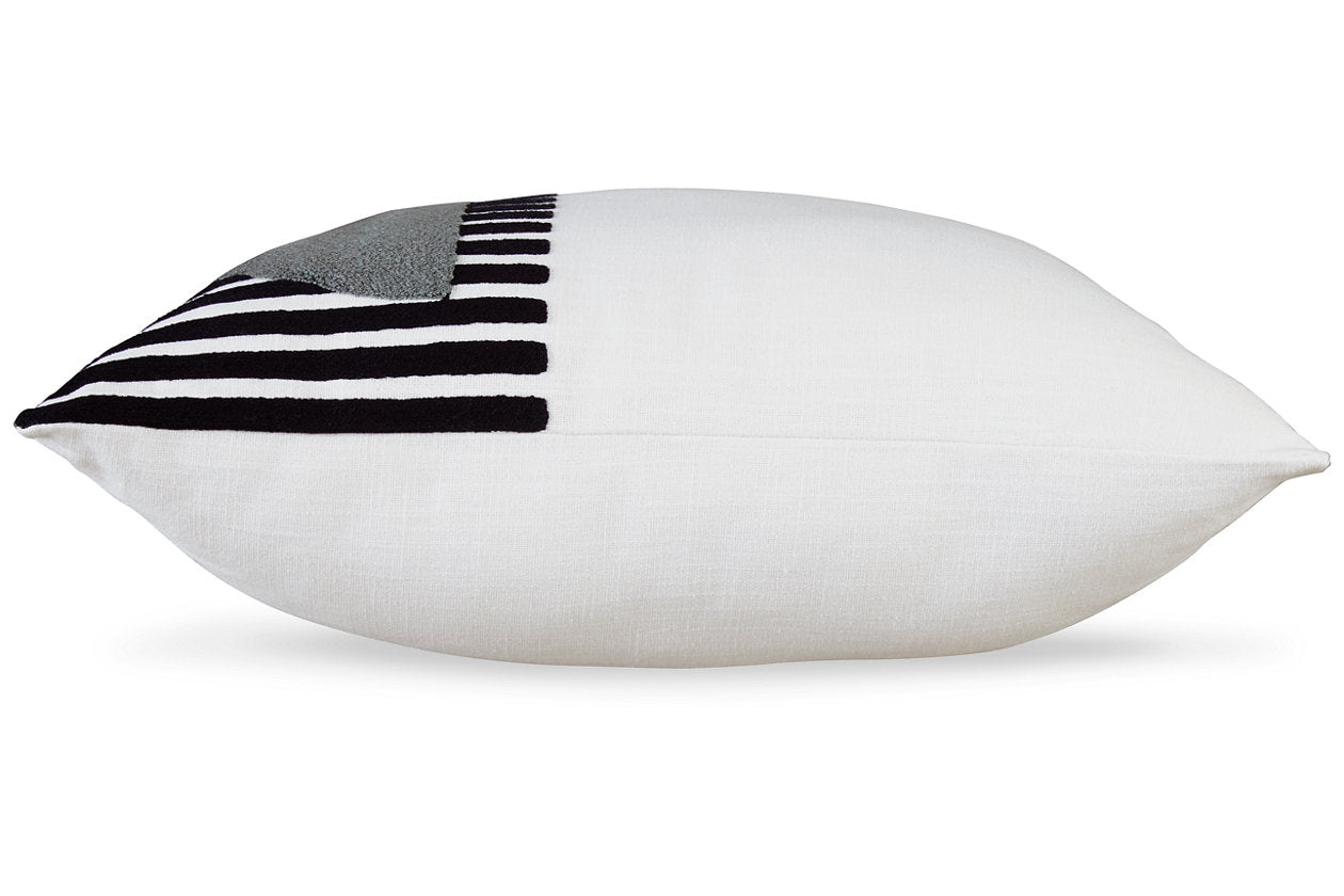 Longsum Black/White/Honey Pillow, Set of 4 - A1000927 - Bien Home Furniture & Electronics