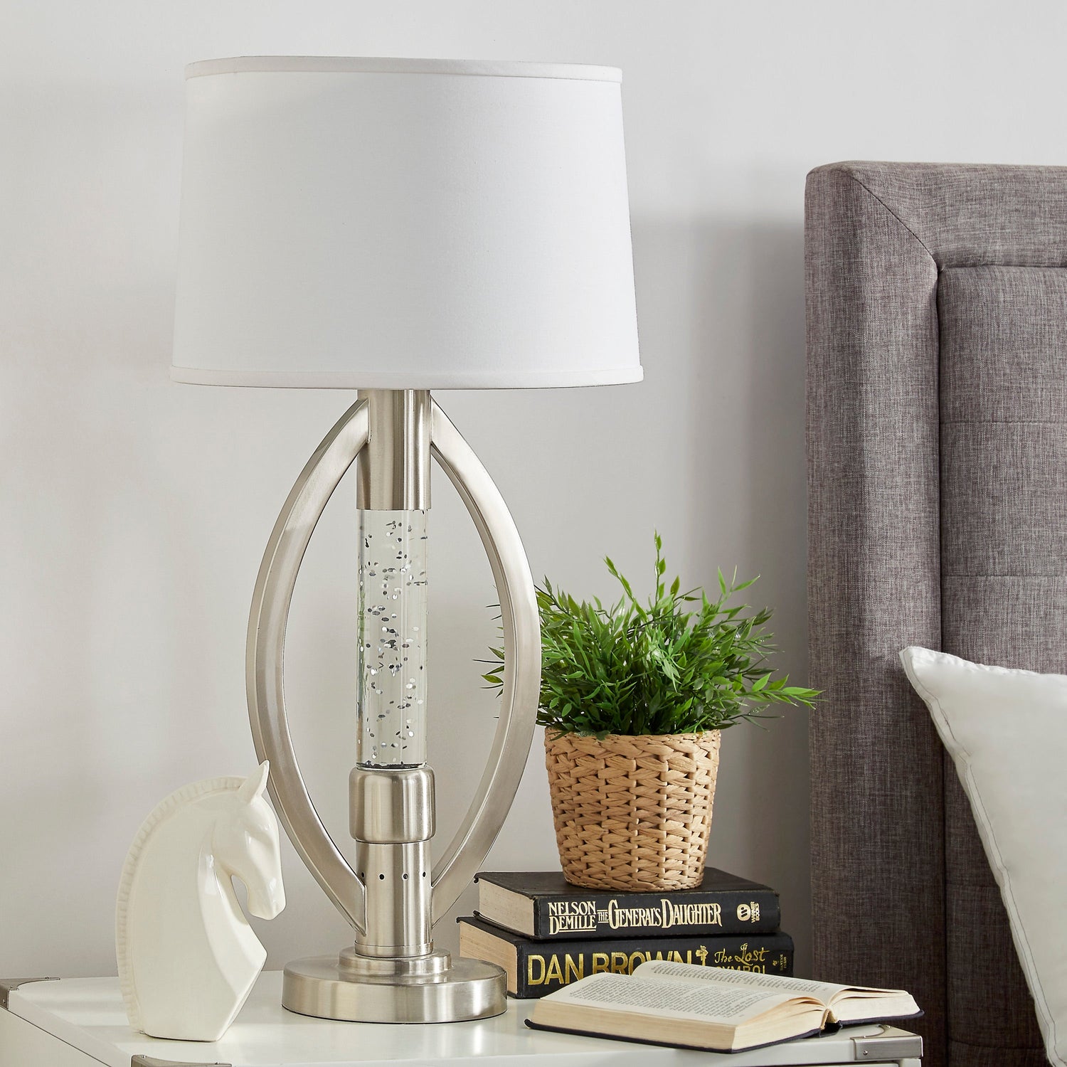Lucian Table Lamp - H11761 - Bien Home Furniture & Electronics