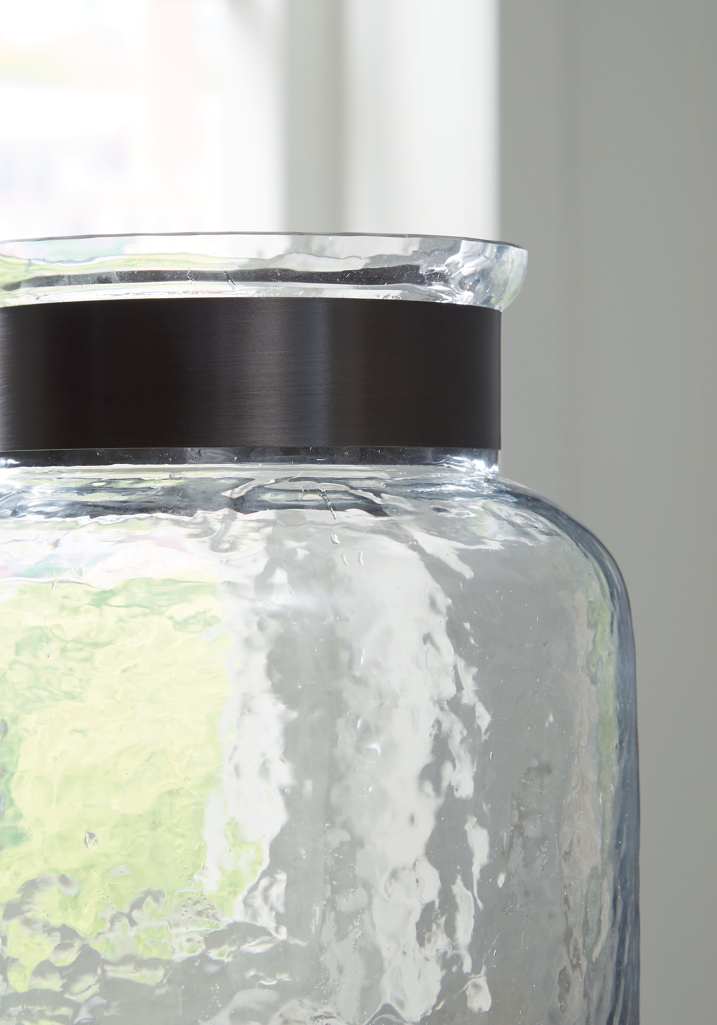 Lukasvale Clear/Pewter Finish Vase - A2000585 - Bien Home Furniture & Electronics