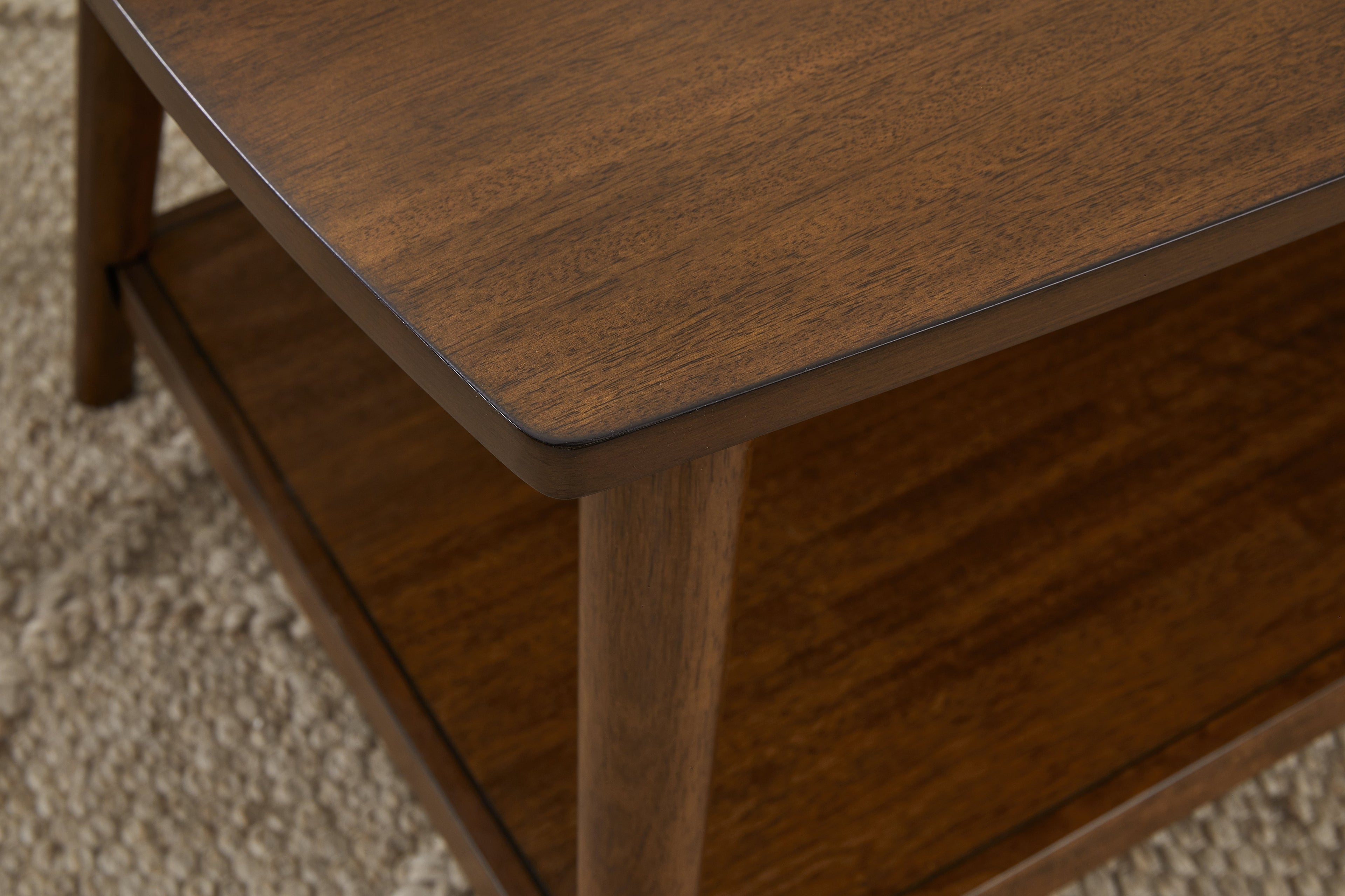 Lyncott Brown Table (Set of 3) - T416-13 - Bien Home Furniture & Electronics