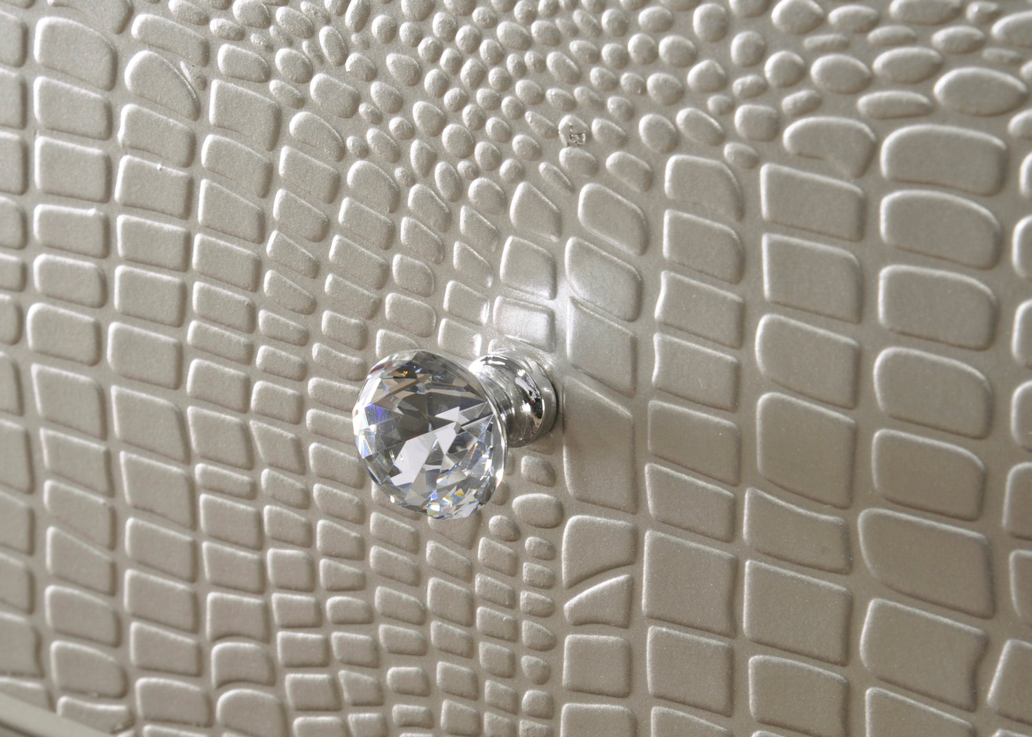 Lyssa Champagne LED Upholstered Panel Youth Bedroom Set - SET | B4300-F-HBFB | B4300-FT-RAIL | B4300-1 | B4300-11 | B4300-2 - Bien Home Furniture & Electronics