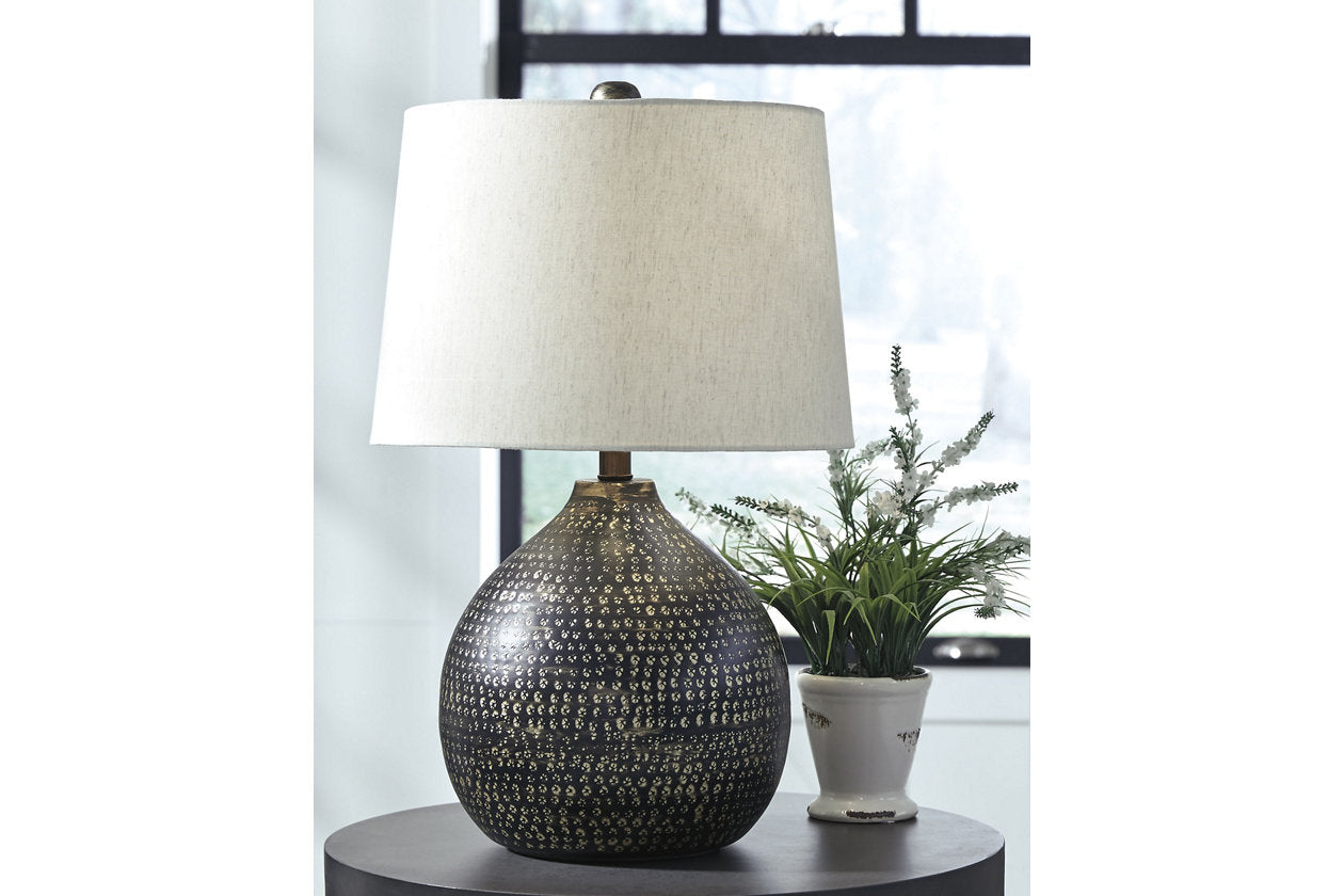 Maire Black/Gold Finish Table Lamp - L207294 - Bien Home Furniture & Electronics