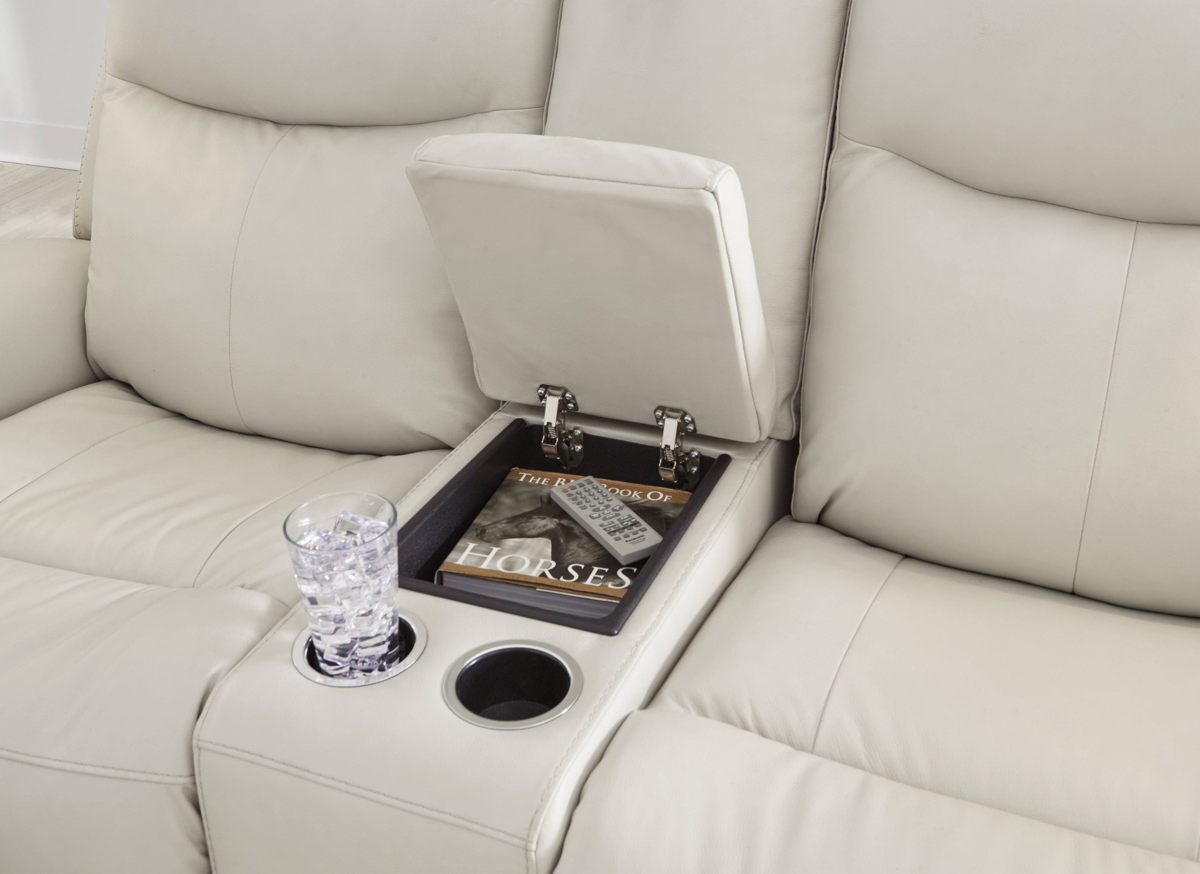 Mindanao Coconut Power Reclining Loveseat with Console - U5950518 - Bien Home Furniture & Electronics