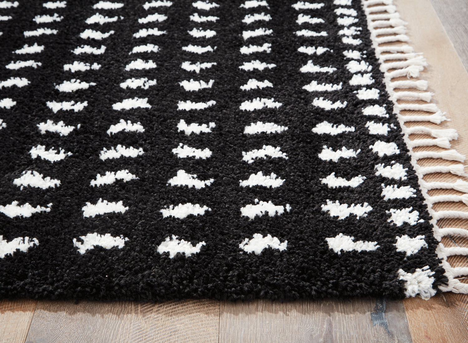 Minston Black/White 5&