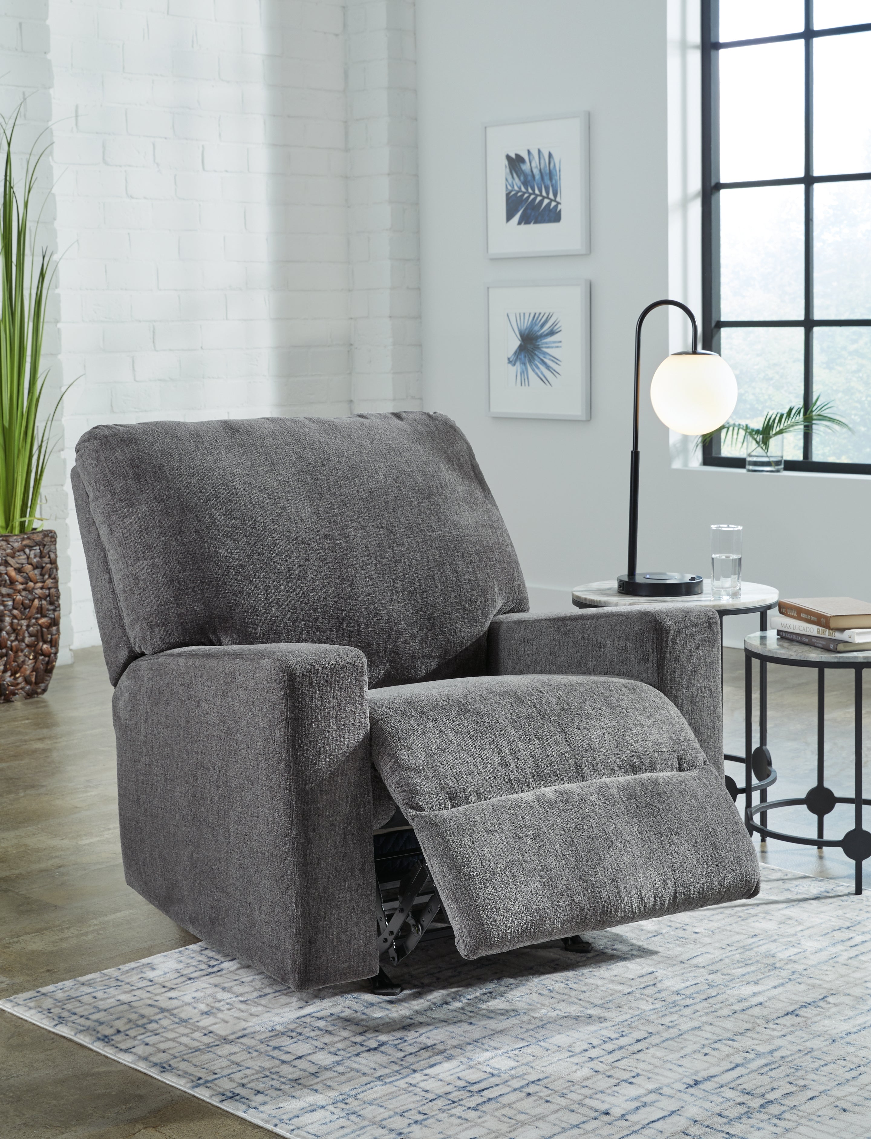 Rannis Pewter Recliner - 5360225 - Bien Home Furniture & Electronics