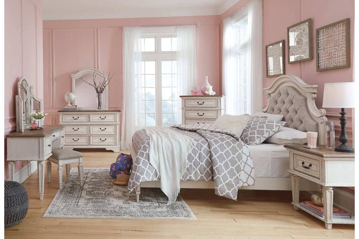 Realyn Chipped White Full Panel Bed - SET | B743-84 | B743-86 | B743-87 - Bien Home Furniture & Electronics
