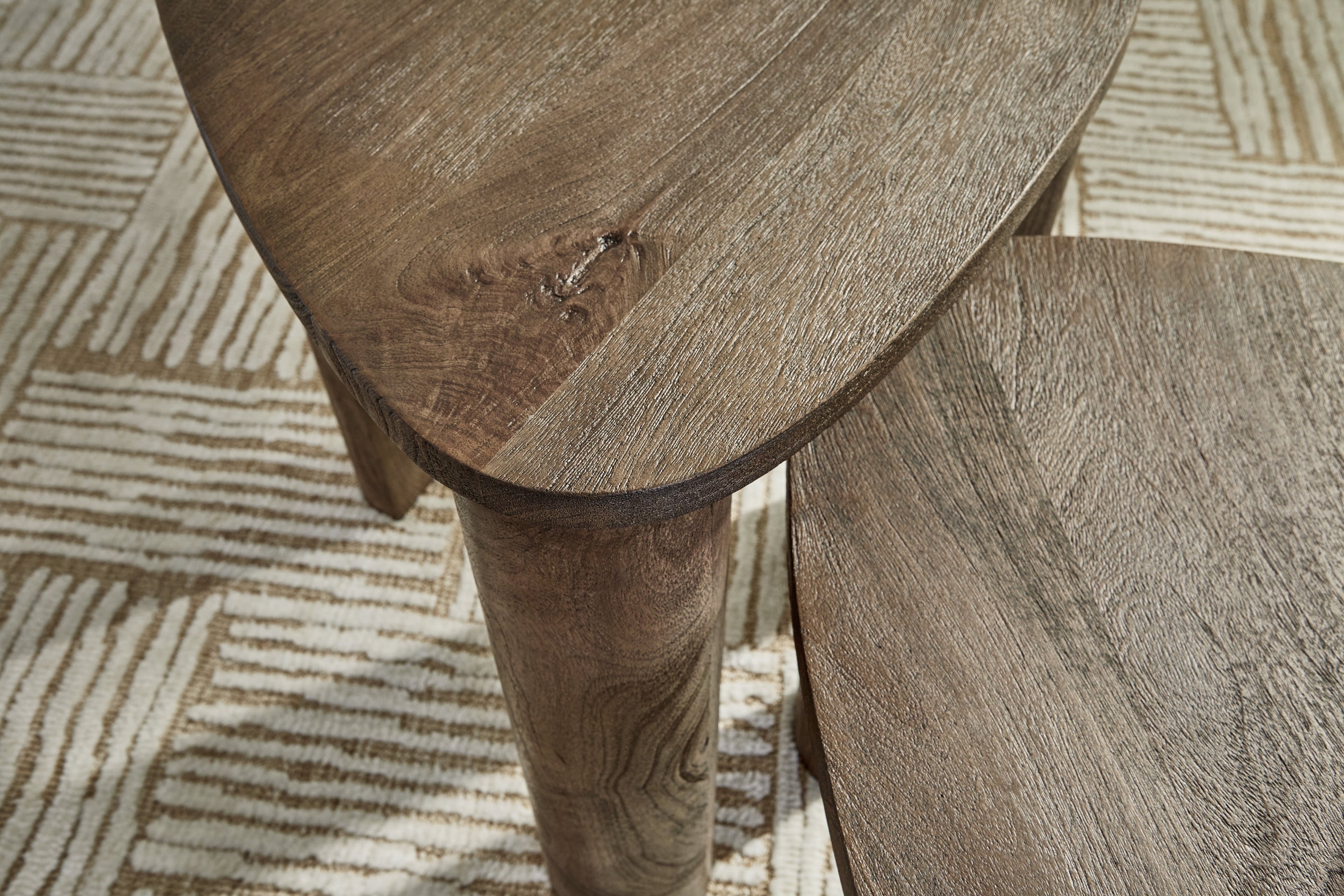 Reidport Grayish Brown Accent Coffee Table (Set of 2) - A4000604 - Bien Home Furniture & Electronics
