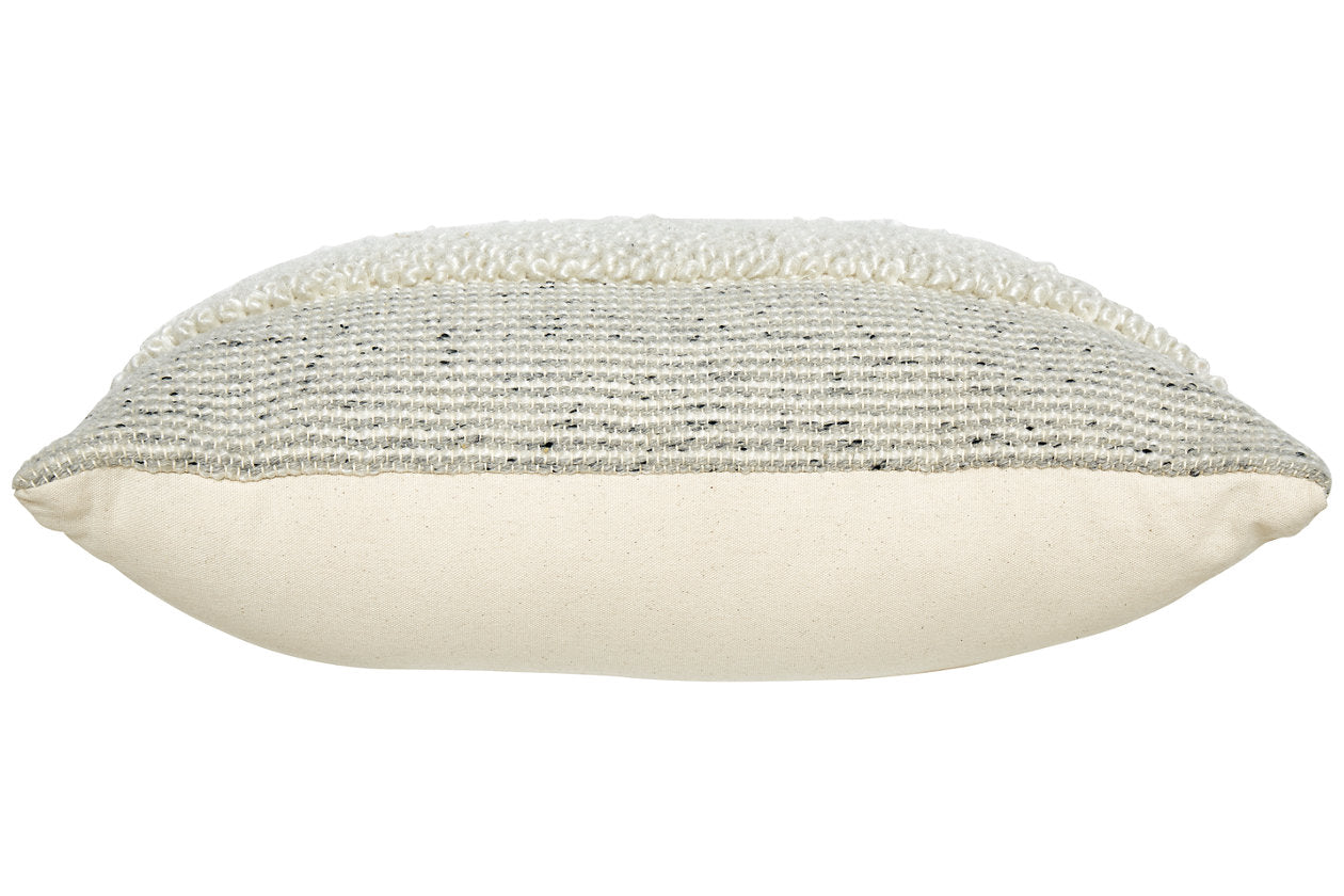 Rowcher Gray/White Pillow, Set of 4 - A1001004 - Bien Home Furniture & Electronics