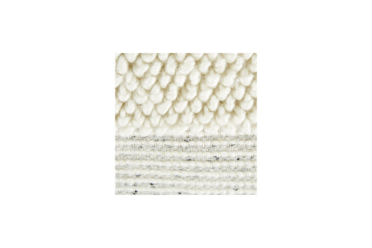 Rowcher Gray/White Pillow, Set of 4 - A1001004 - Bien Home Furniture & Electronics