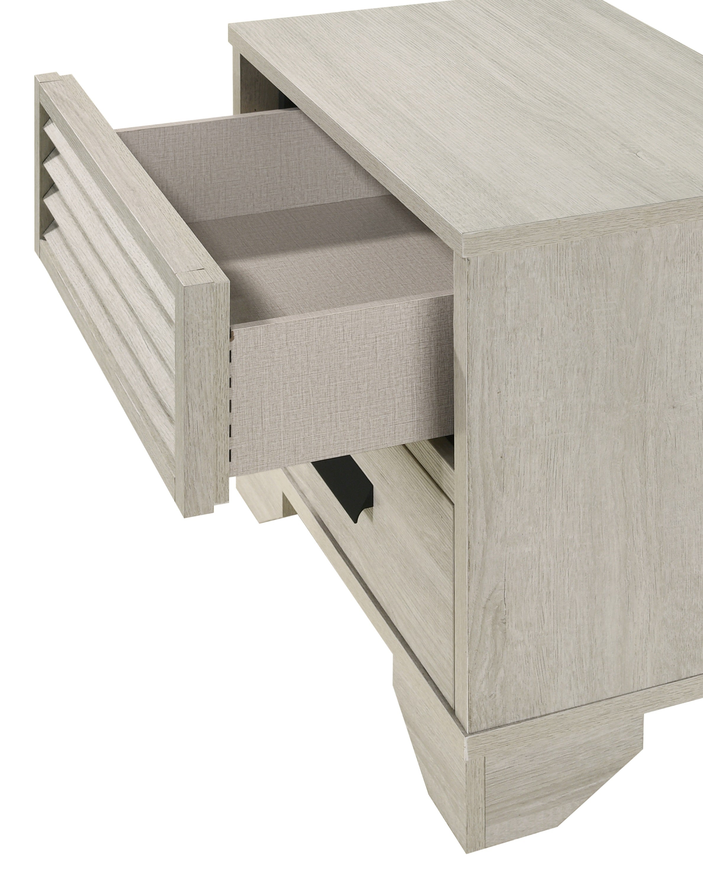 Sarter White Panel Bedroom Set - SET | B4740-Q-HBFB | B4740-KQ-RAIL | B4740-2 | B4740-4 - Bien Home Furniture & Electronics