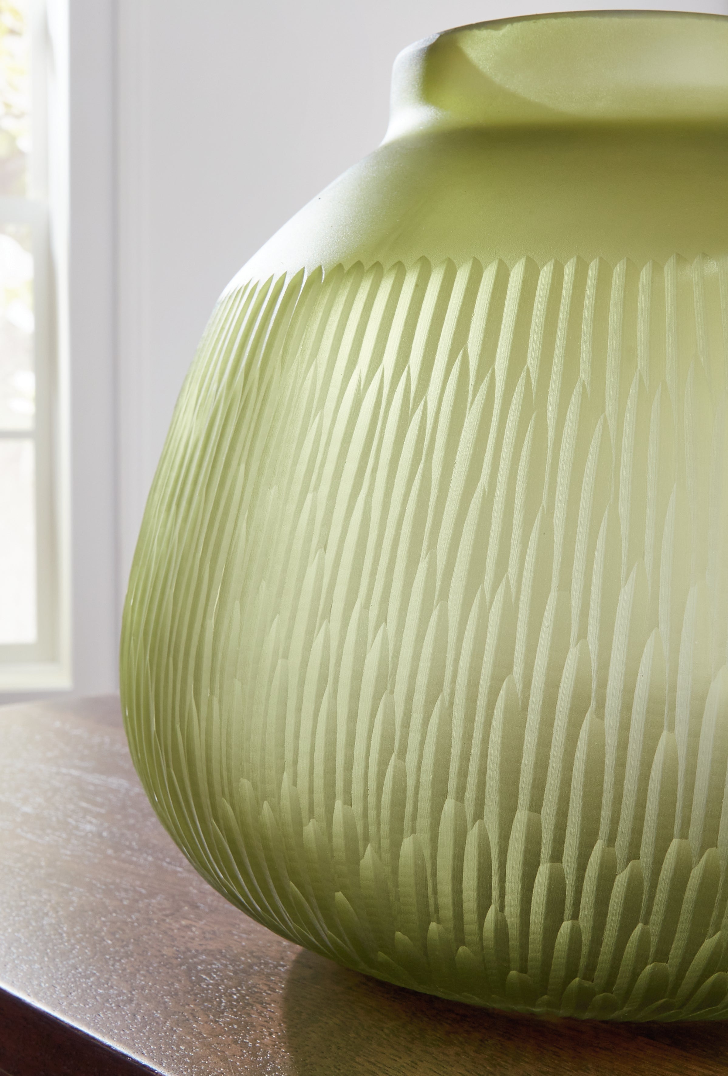 Scottyard Olive Green Vase - A2900007 - Bien Home Furniture & Electronics