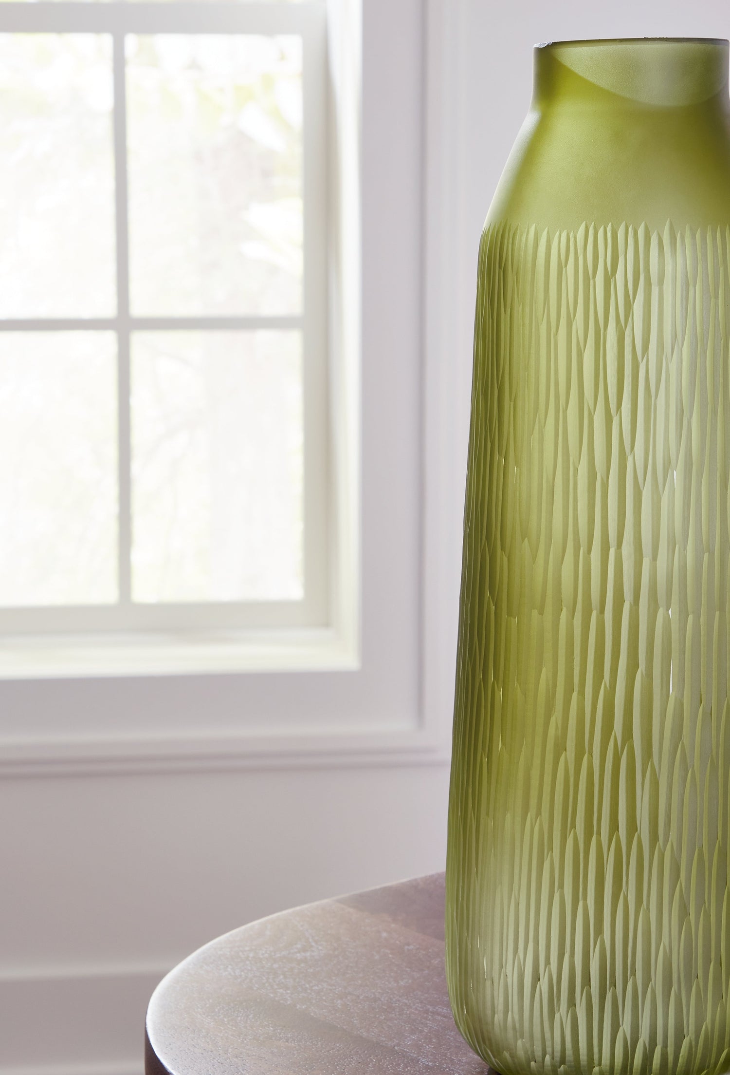 Scottyard Olive Green Vase - A2900009 - Bien Home Furniture & Electronics