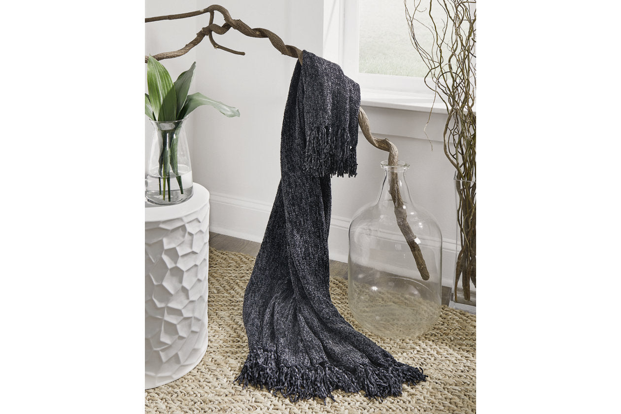 Tamish Black Throw, Set of 3 - A1001027 - Bien Home Furniture & Electronics