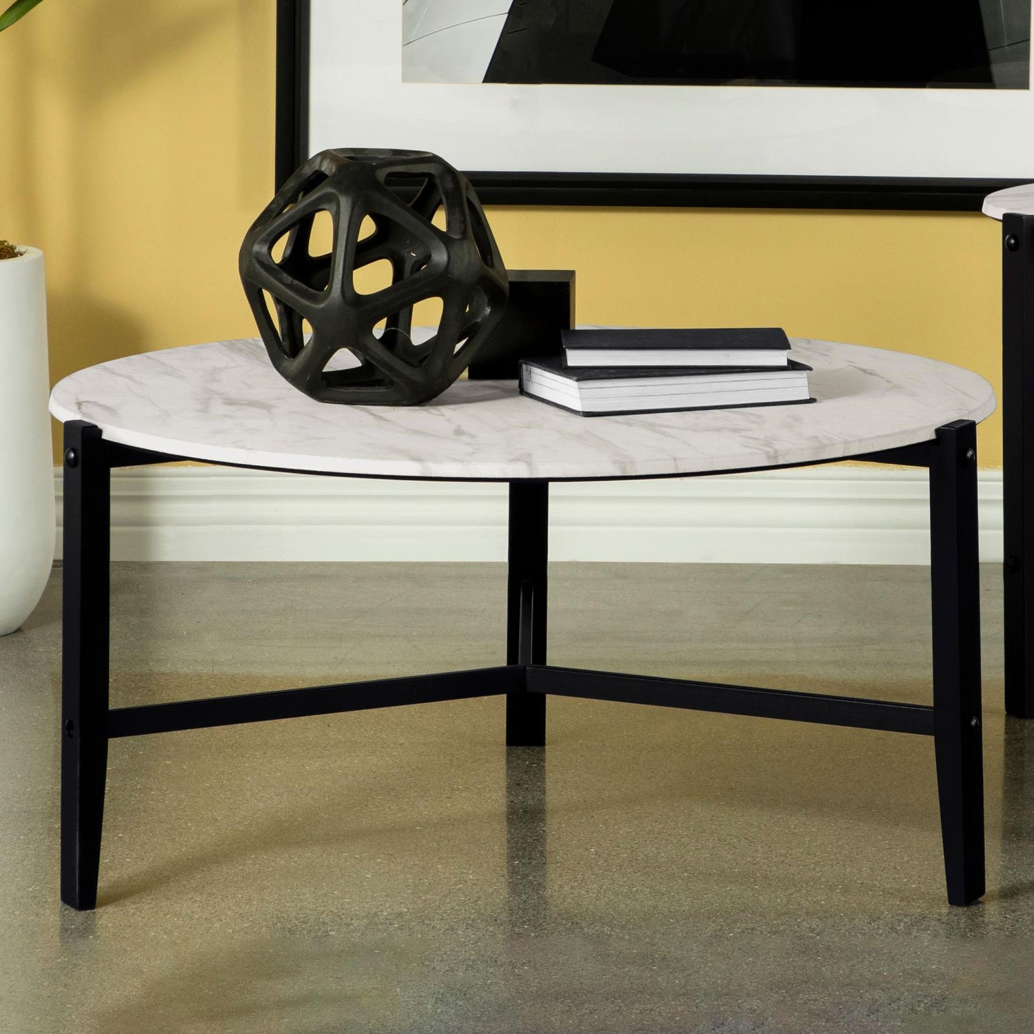 Tandi Faux White Marble/Black Round Coffee Table - 753538 - Bien Home Furniture & Electronics