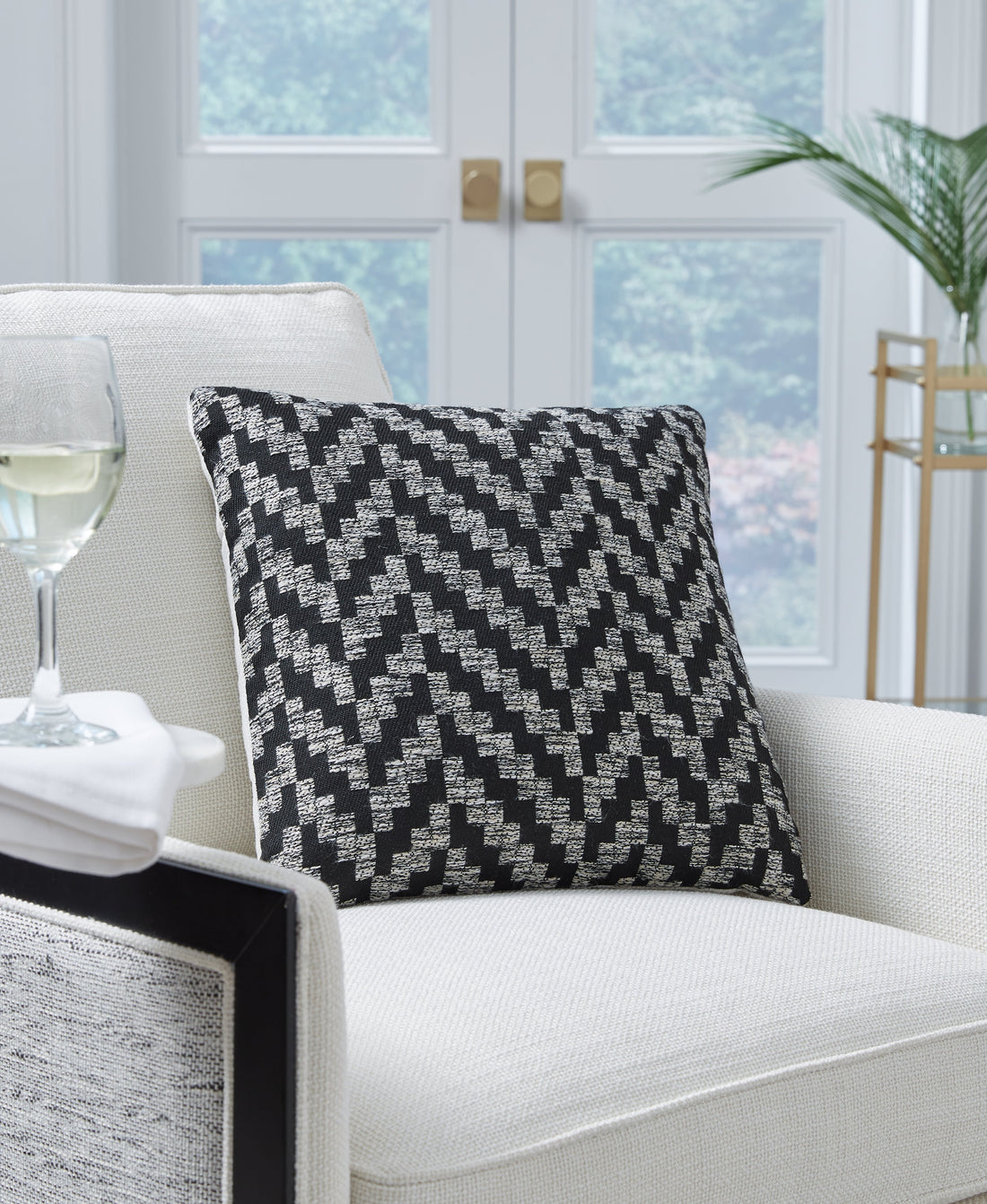 Tenslock Next-Gen Nuvella Black/White Pillow - A1900011P - Bien Home Furniture &amp; Electronics