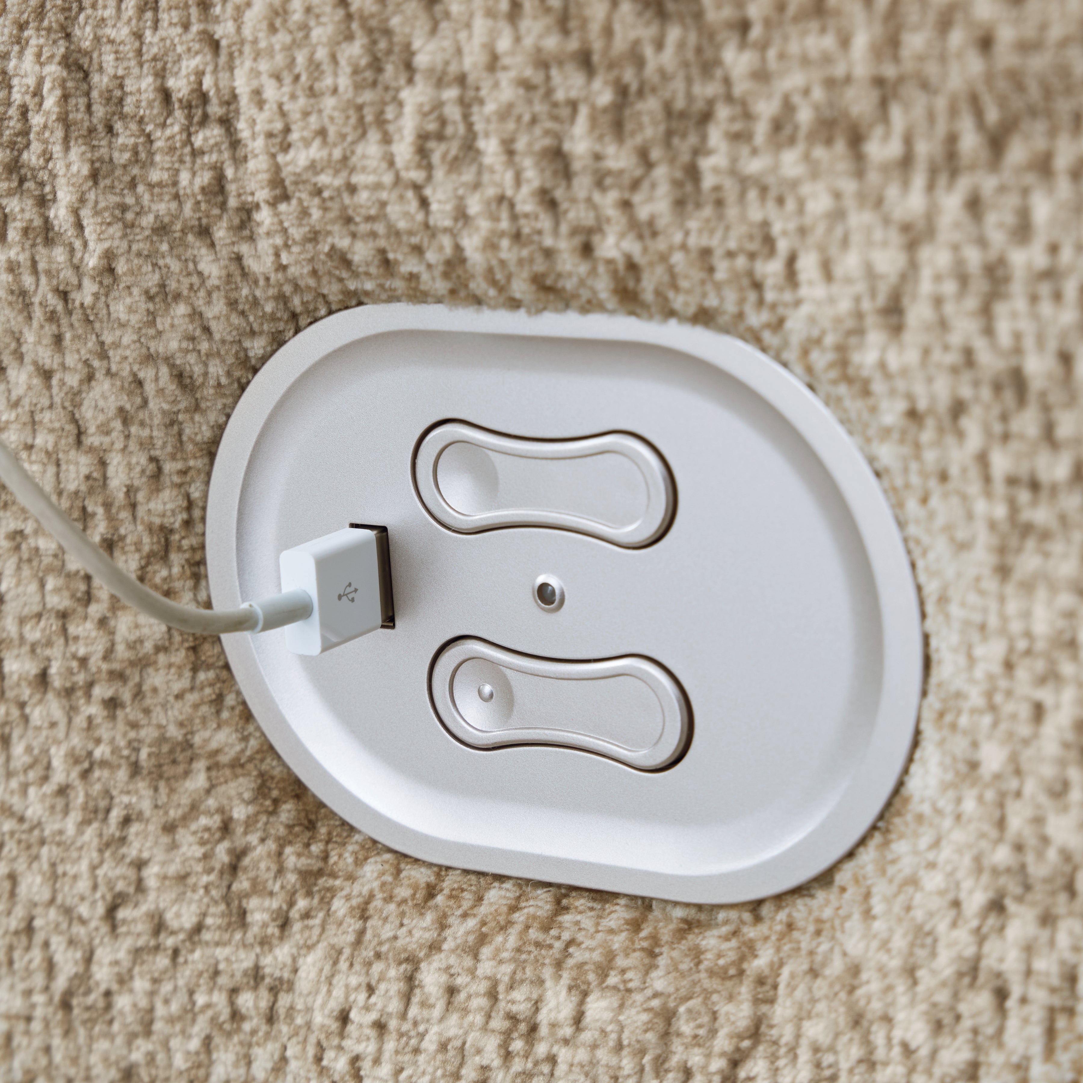 Tip-Off Wheat Power Recliner - 6930582 - Bien Home Furniture & Electronics
