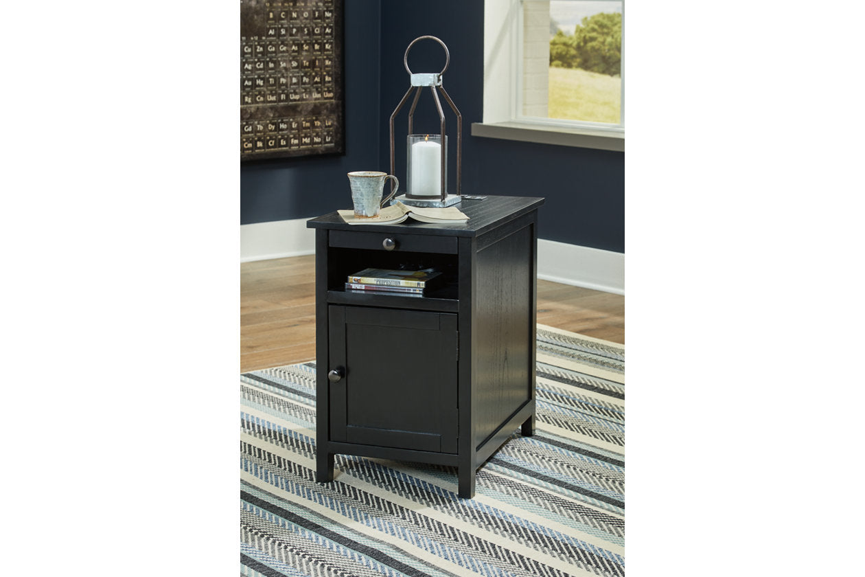 Treytown Black Chairside End Table - T300-617 - Bien Home Furniture & Electronics