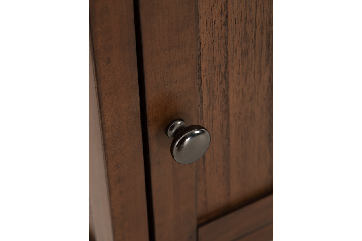 Treytown Brown Chairside End Table - T300-117 - Bien Home Furniture & Electronics