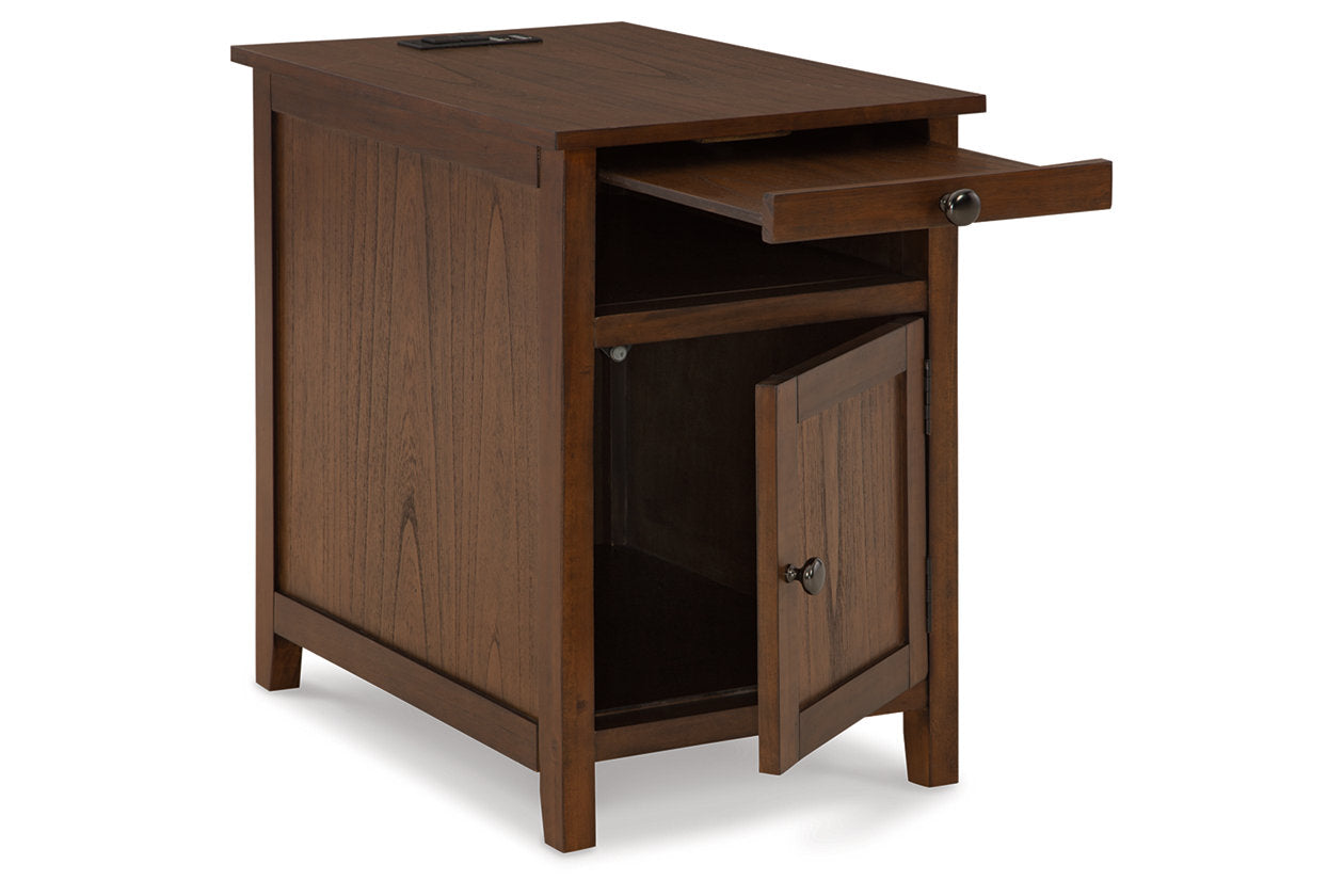 Treytown Brown Chairside End Table - T300-117 - Bien Home Furniture & Electronics