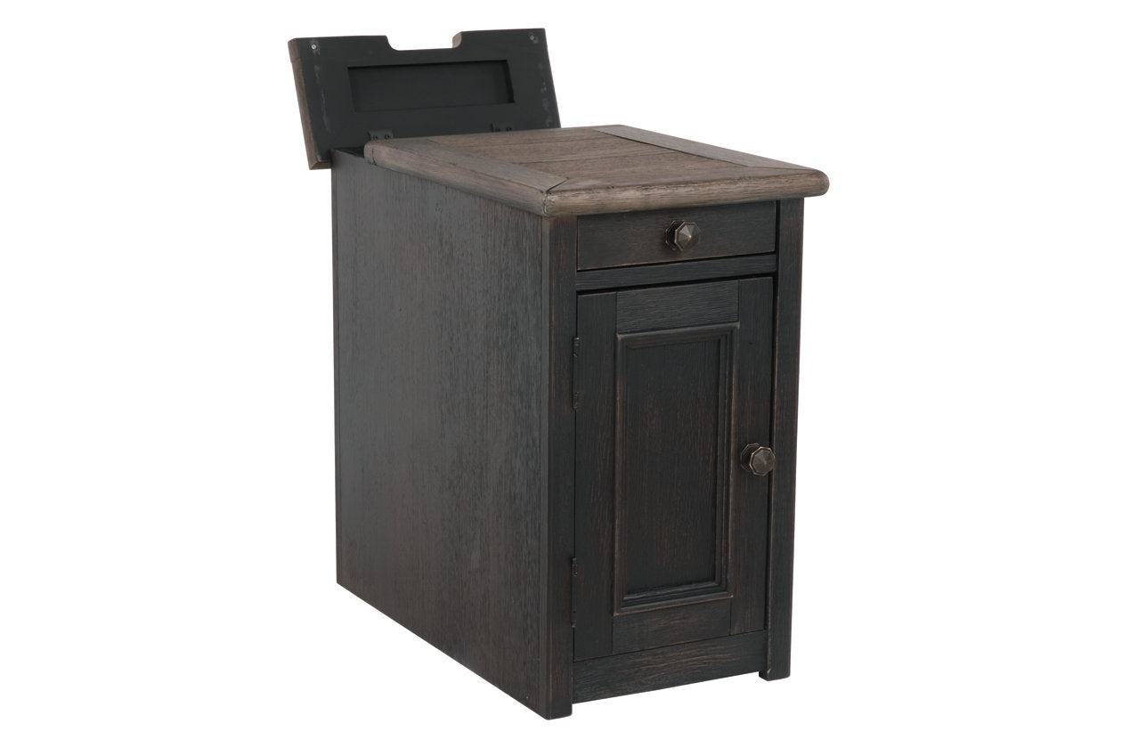 Tyler Creek Grayish Brown/Black Chairside End Table with USB Ports & Outlets - T736-7 - Bien Home Furniture & Electronics