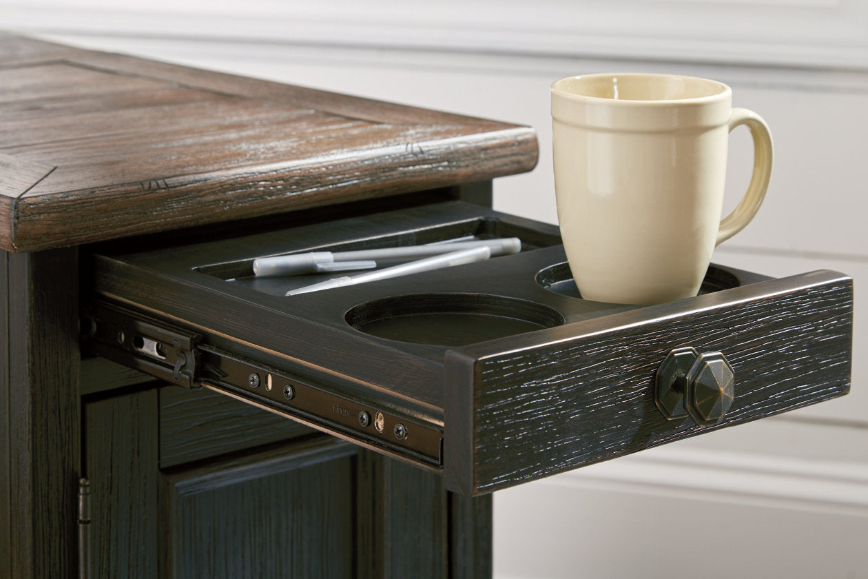 Tyler Creek Grayish Brown/Black Chairside End Table with USB Ports & Outlets - T736-7 - Bien Home Furniture & Electronics