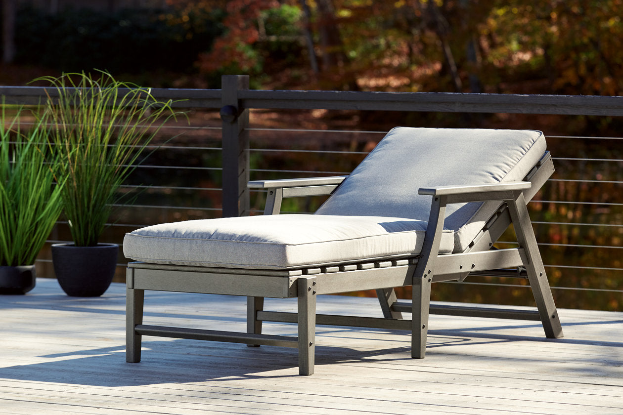 Visola Gray Chaise Lounge with Cushion - P802-815 - Bien Home Furniture & Electronics