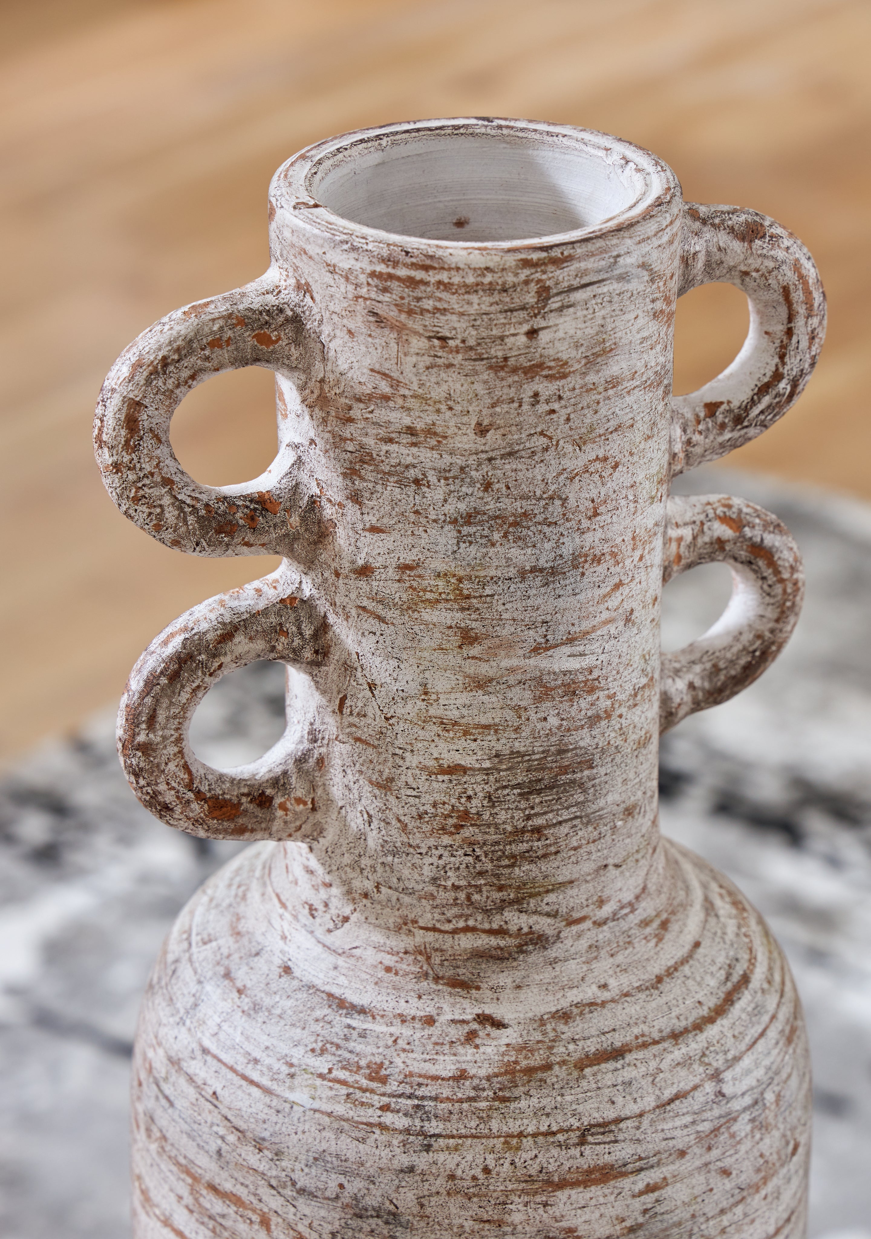 Wellbridge Distressed White Vase - A2000609 - Bien Home Furniture & Electronics