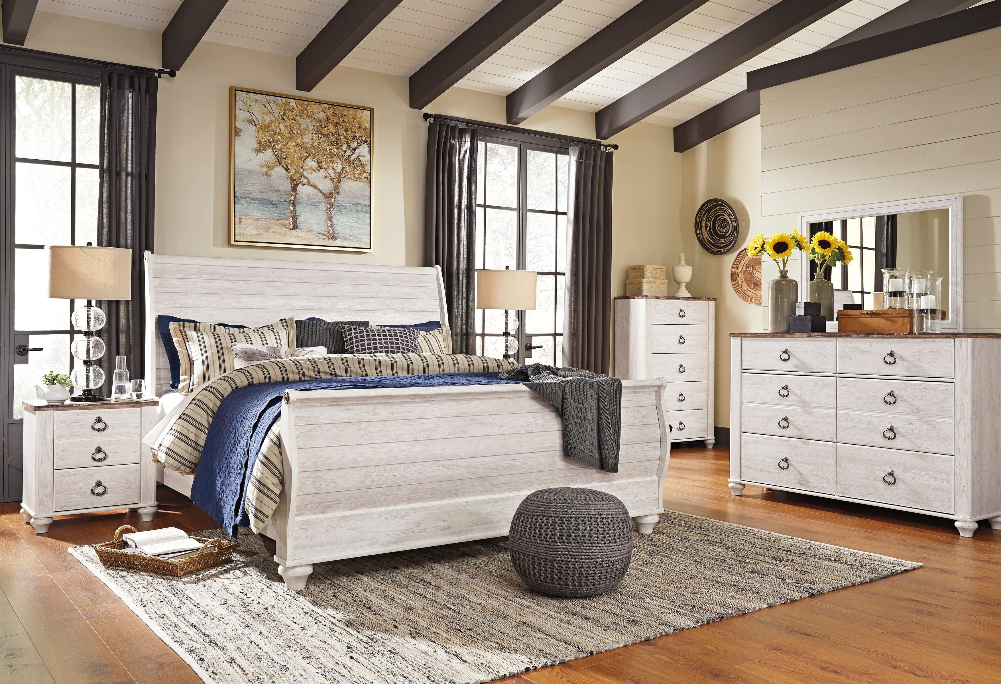Willowton Whitewash Sleigh Bedroom Set - SET | B267-74 | B267-77 | B267-96 | B267-92 | B267-46 - Bien Home Furniture & Electronics