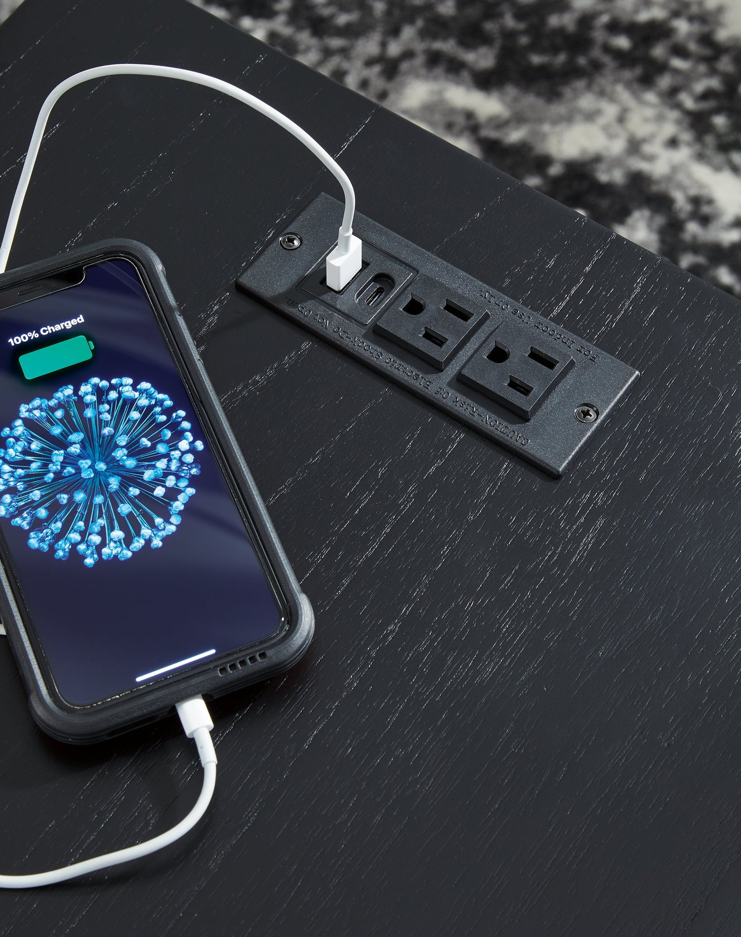 Winbardi Black Chairside End Table - T786-7 - Bien Home Furniture & Electronics