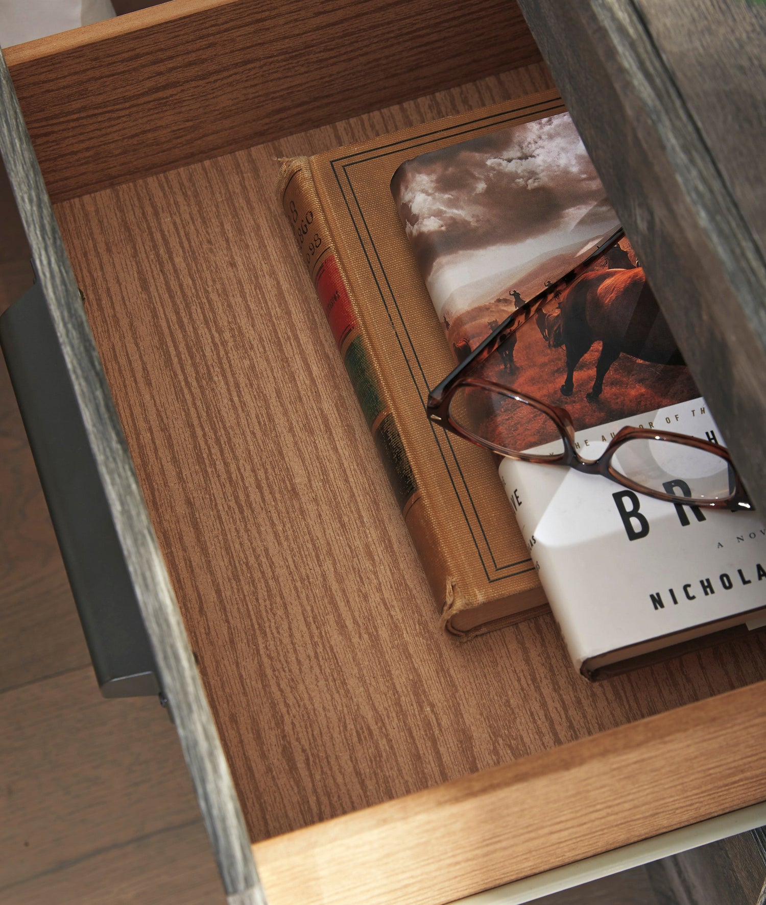 Wynnlow Gray Crossbuck Panel Youth Bedroom Set - SET | B440-55 | B440-86 | B440-31 | B440-36 | B440-92 | B440-46 - Bien Home Furniture & Electronics