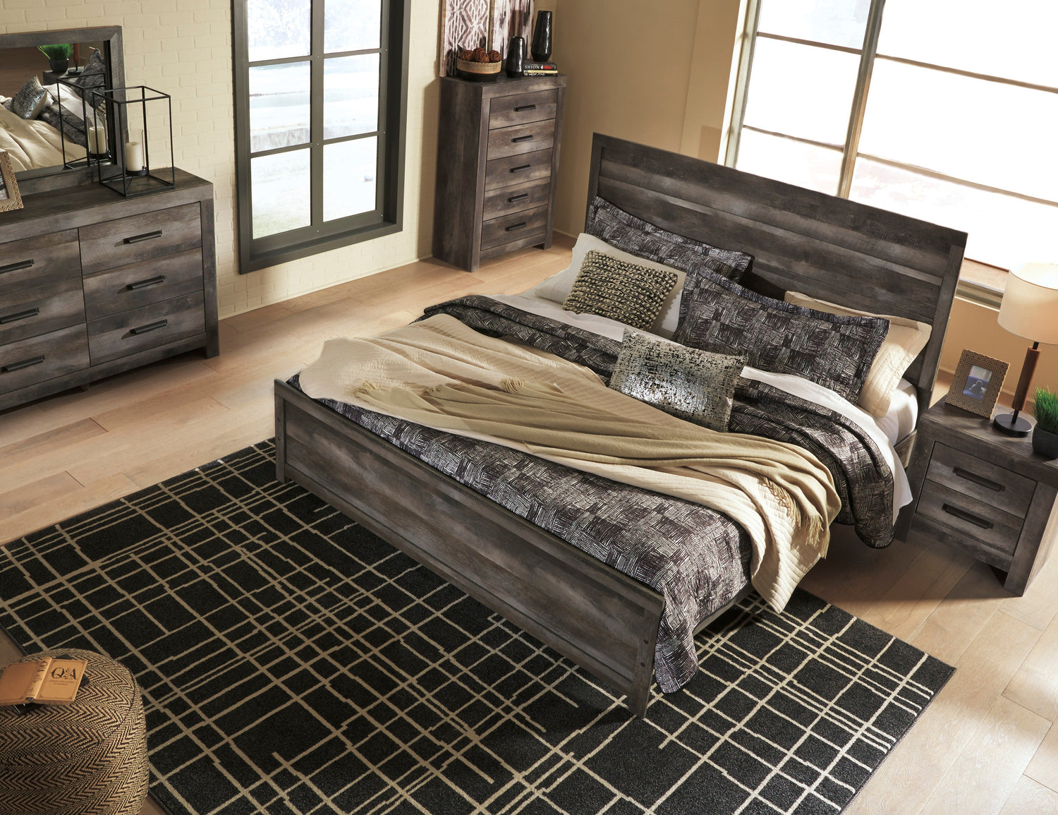 Wynnlow Gray Panel Bedroom Set - SET | B440-72 | B440-97 | B440-31 | B440-36 | B440-92 | B440-46 - Bien Home Furniture & Electronics