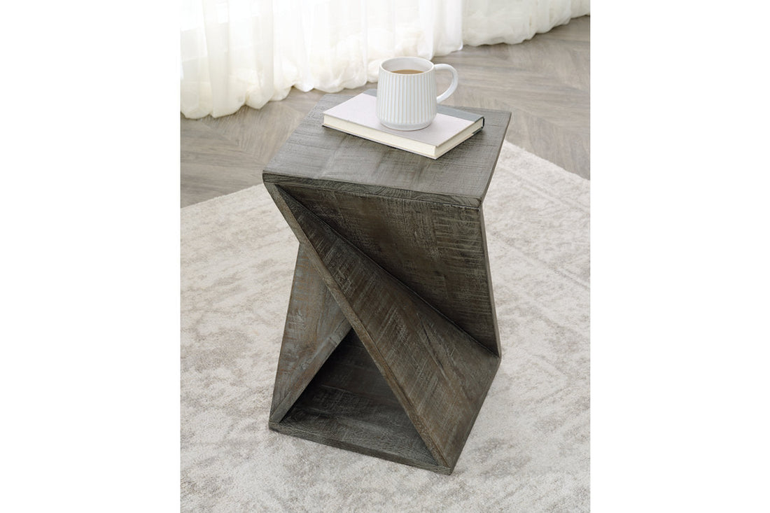 Zalemont Distressed Gray Accent Table - A4000509 - Bien Home Furniture &amp; Electronics