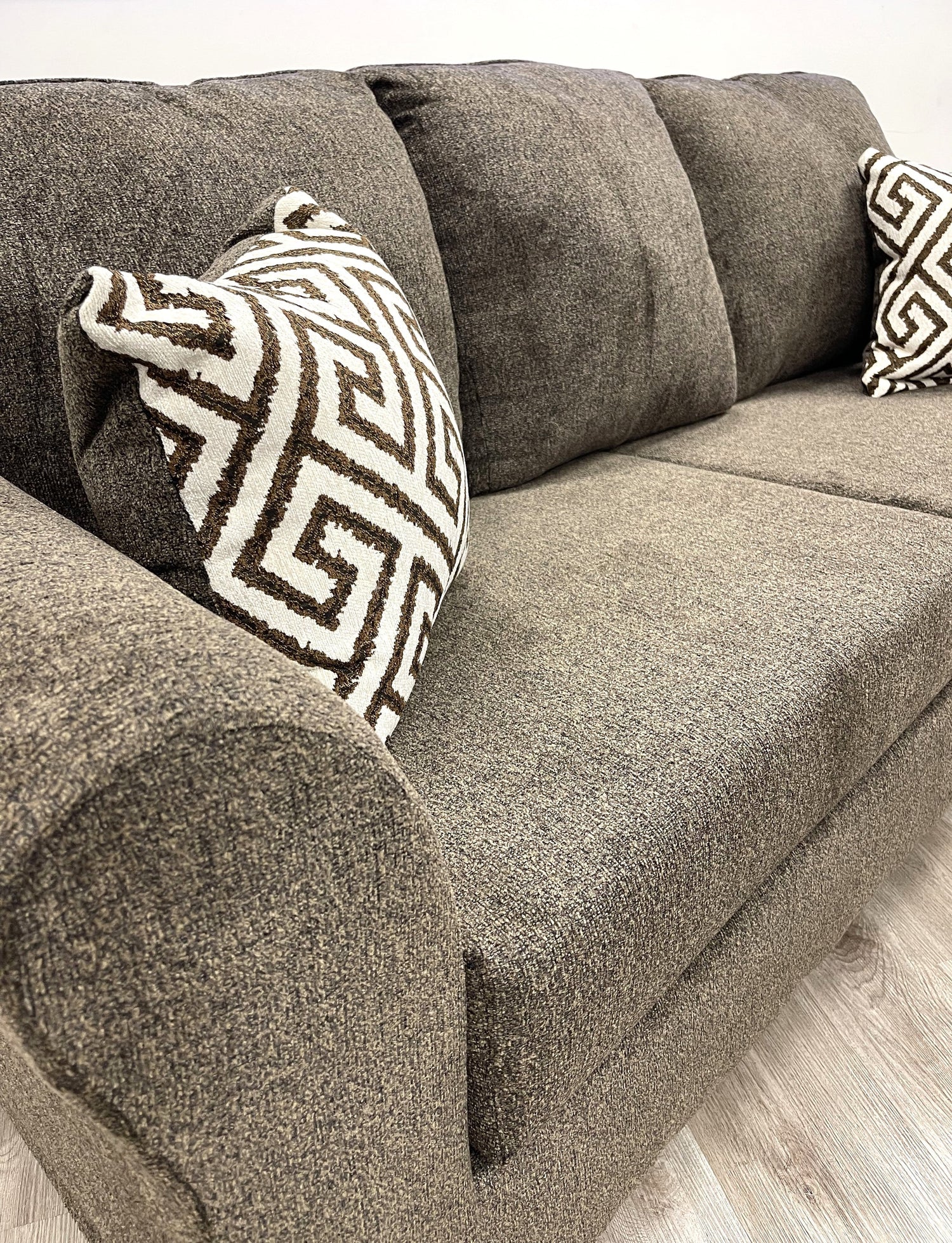 210 BROWN - 2PC Sofa and Loveseat Set - 210 Brown