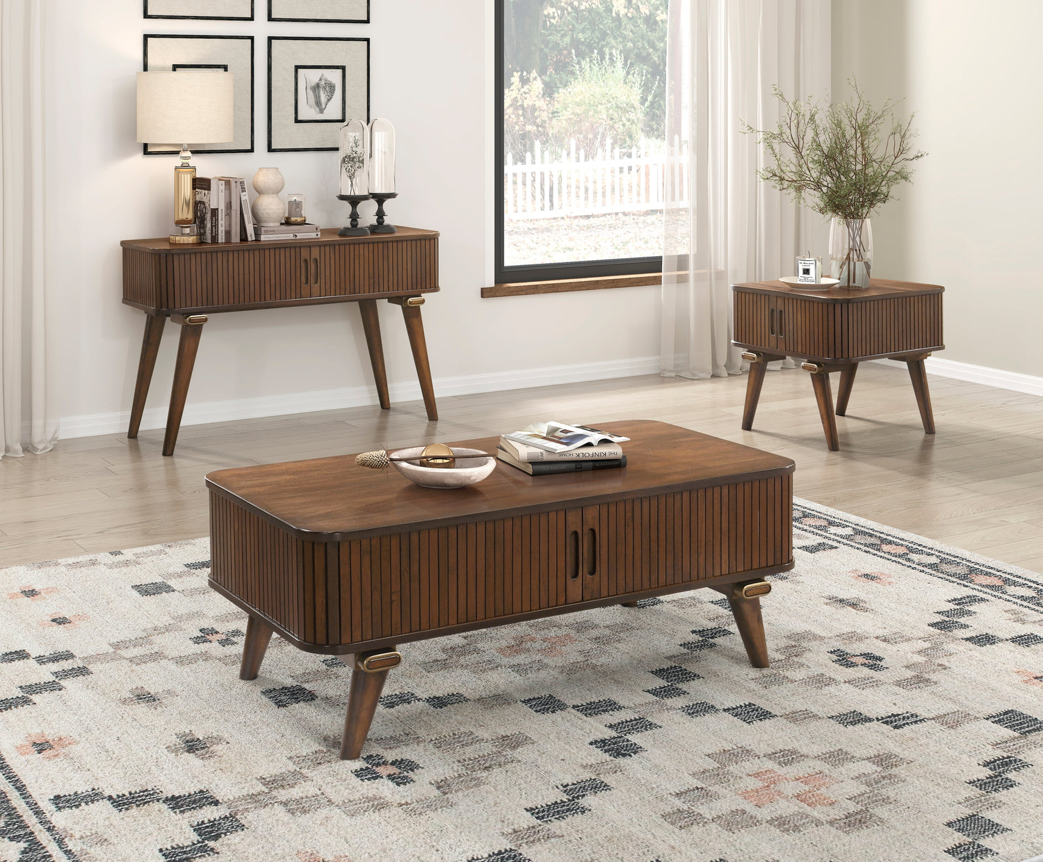 5901-30 Cocktail Table - 5901-30