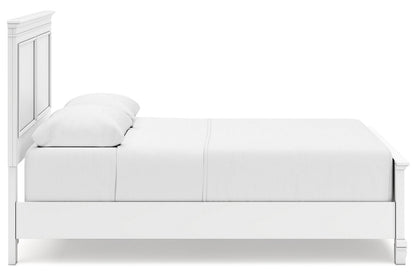 Fortman White Queen Panel Bed
