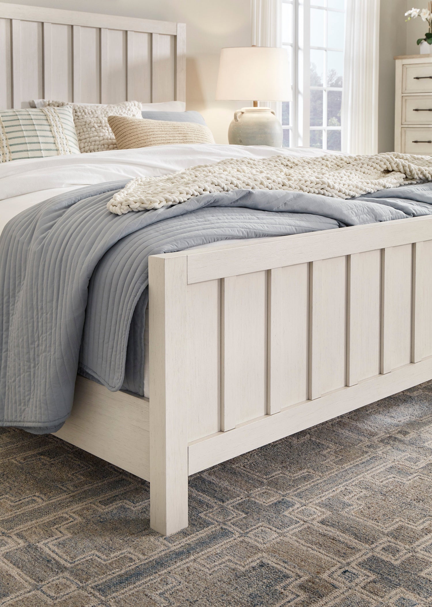 Shaybrock Antique White/Brown Panel Bedroom Set from Ashley - Luna Furniture
