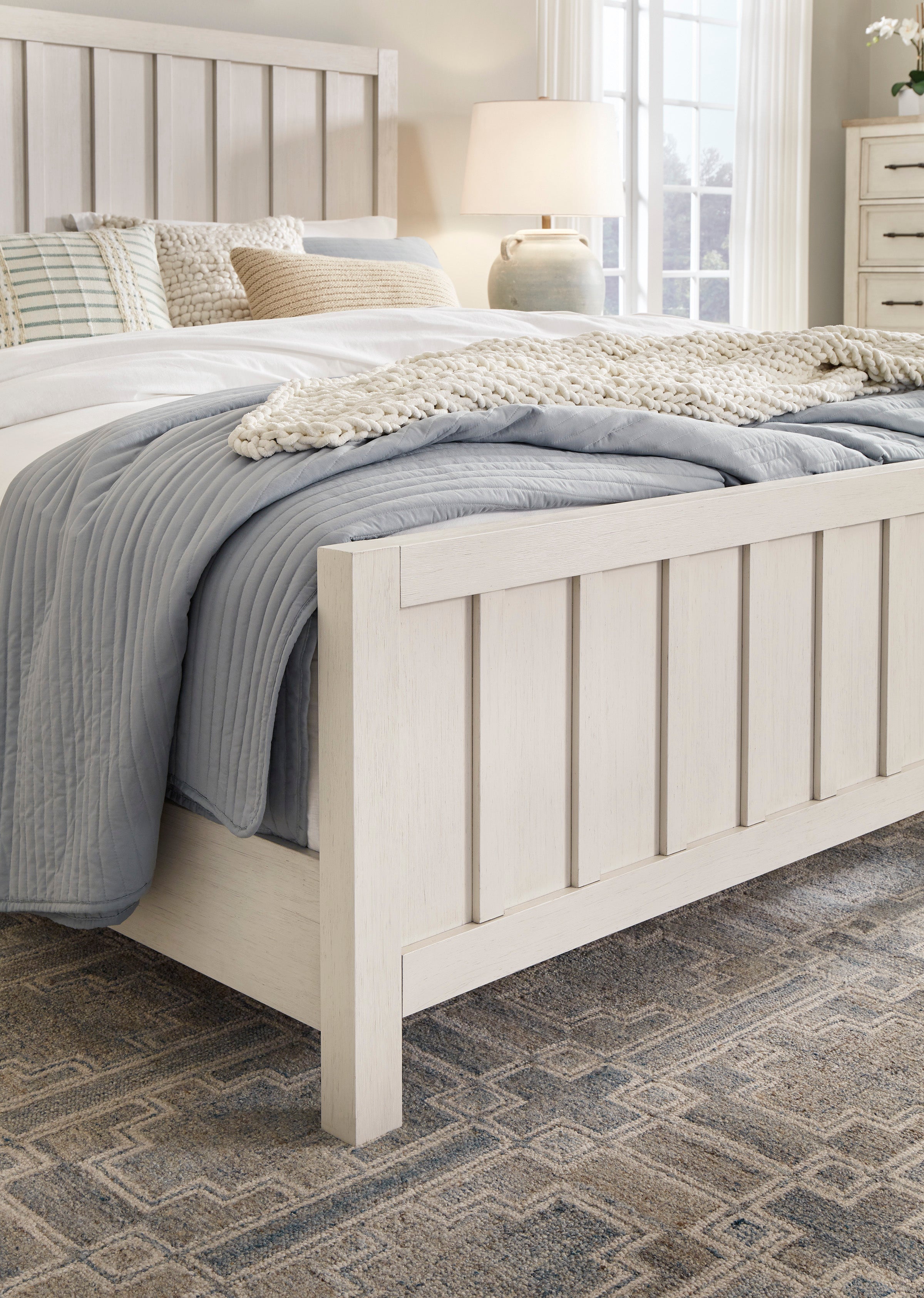 Shaybrock Antique White/Brown Panel Bedroom Set from Ashley - Luna Furniture